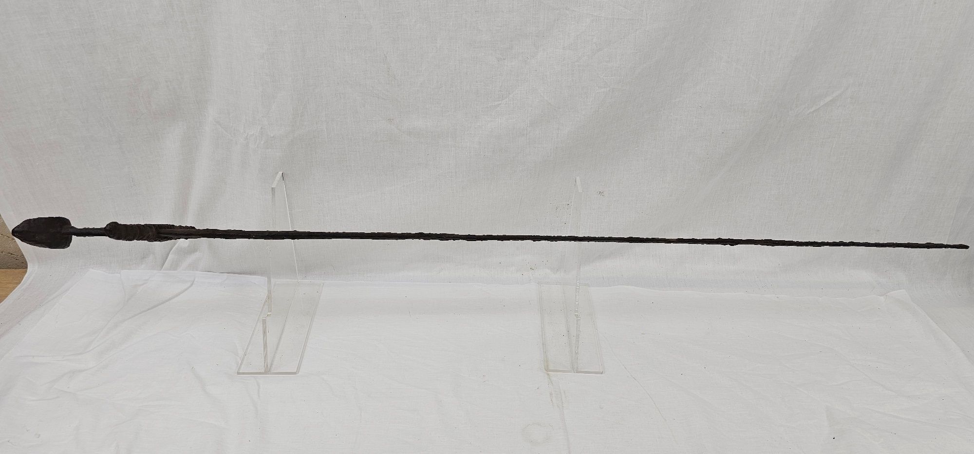 12th Century Large Oakeshott Type XI Norman Broadsword - Image 2