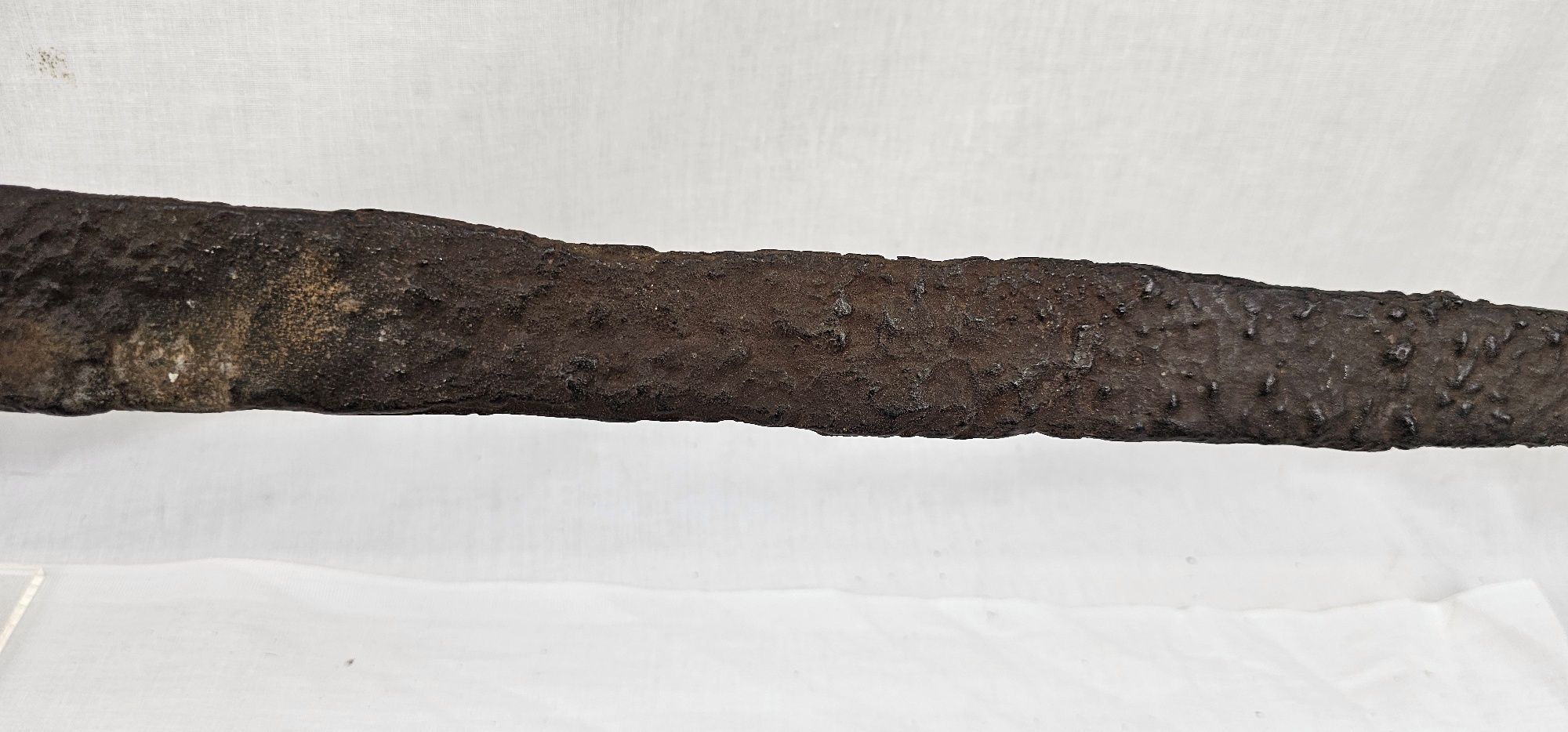 12th Century Large Oakeshott Type XI Norman Broadsword - Image 4