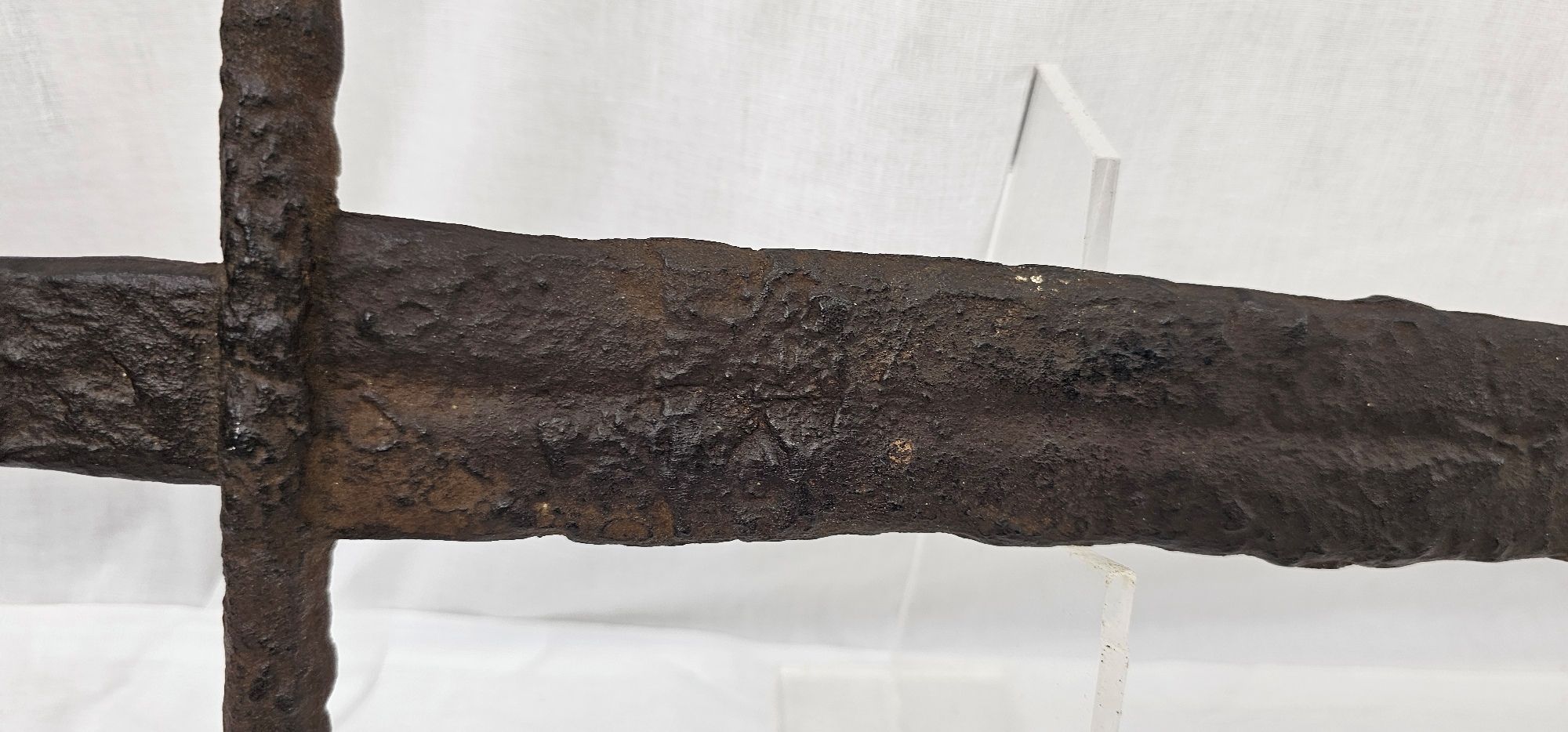 12th Century Large Oakeshott Type XI Norman Broadsword - Image 17
