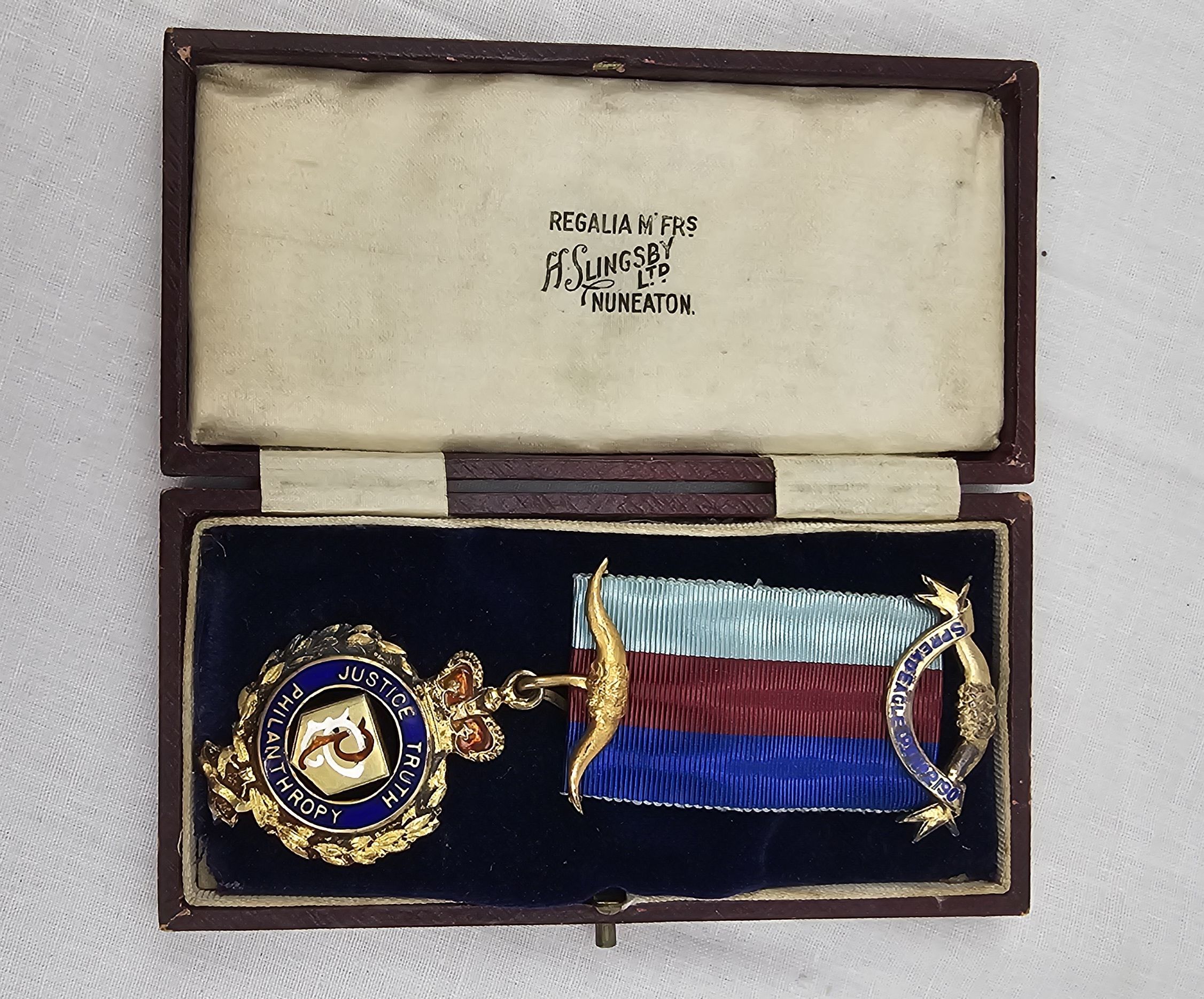 1924 Cased Gilt Sterling Silver RAOB Buffaloes Medal - Image 2