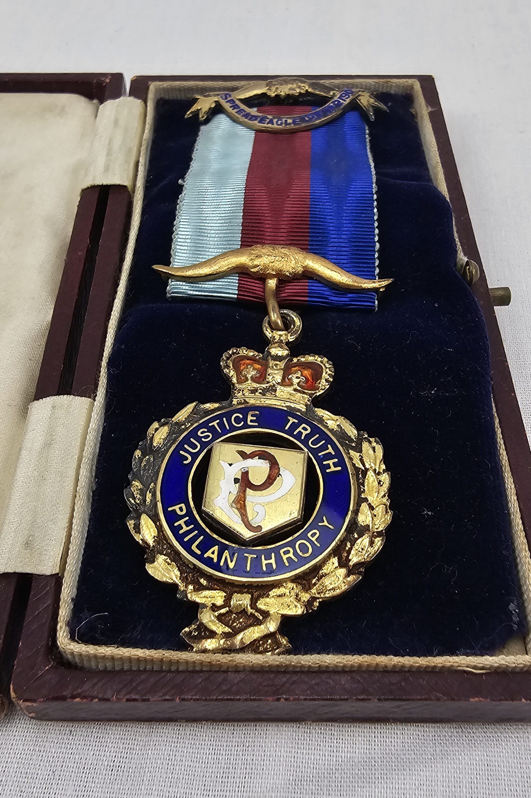 1924 Cased Gilt Sterling Silver RAOB Buffaloes Medal - Image 3
