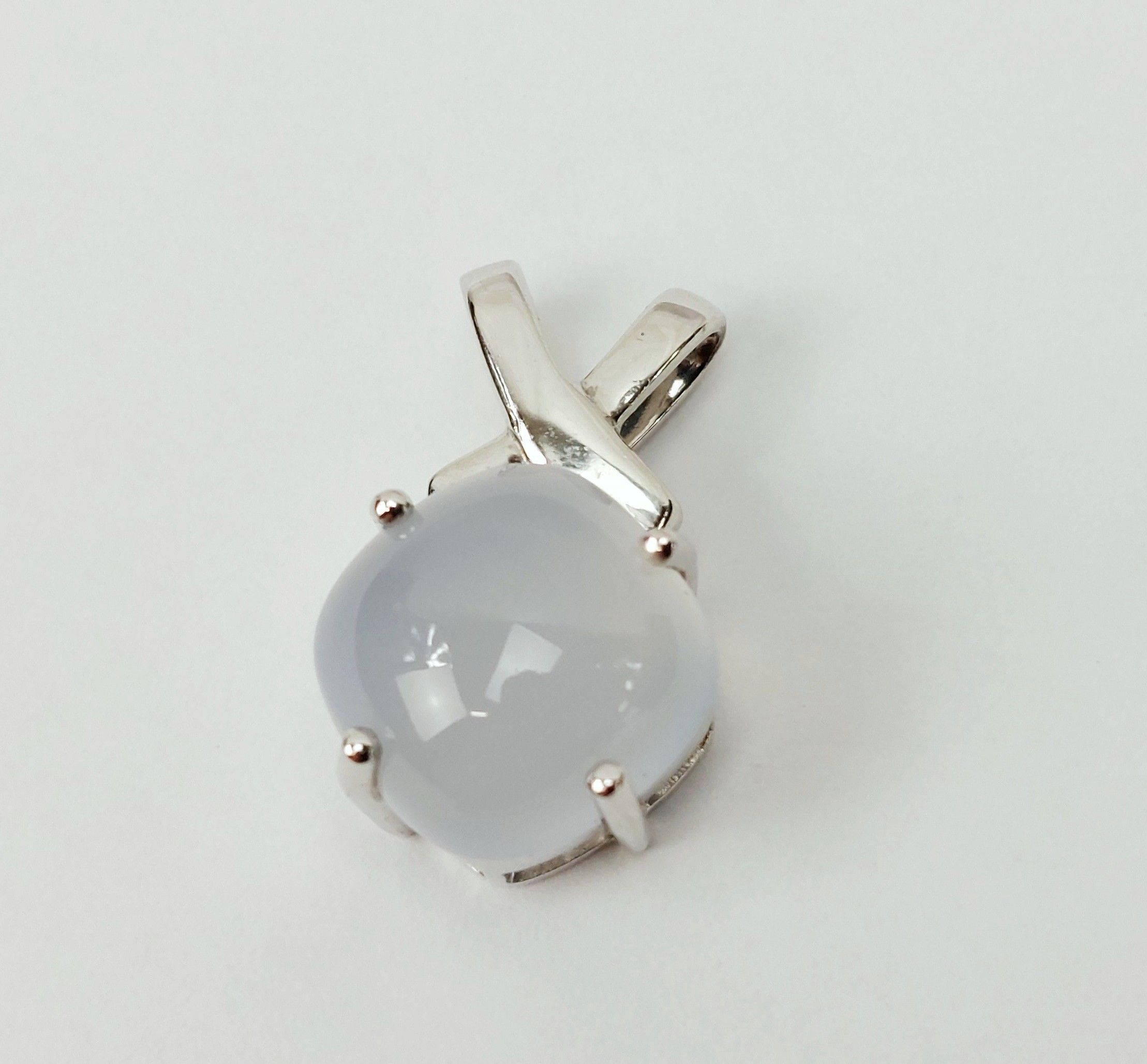 9ct White Gold Moonstone Pendant - Image 2
