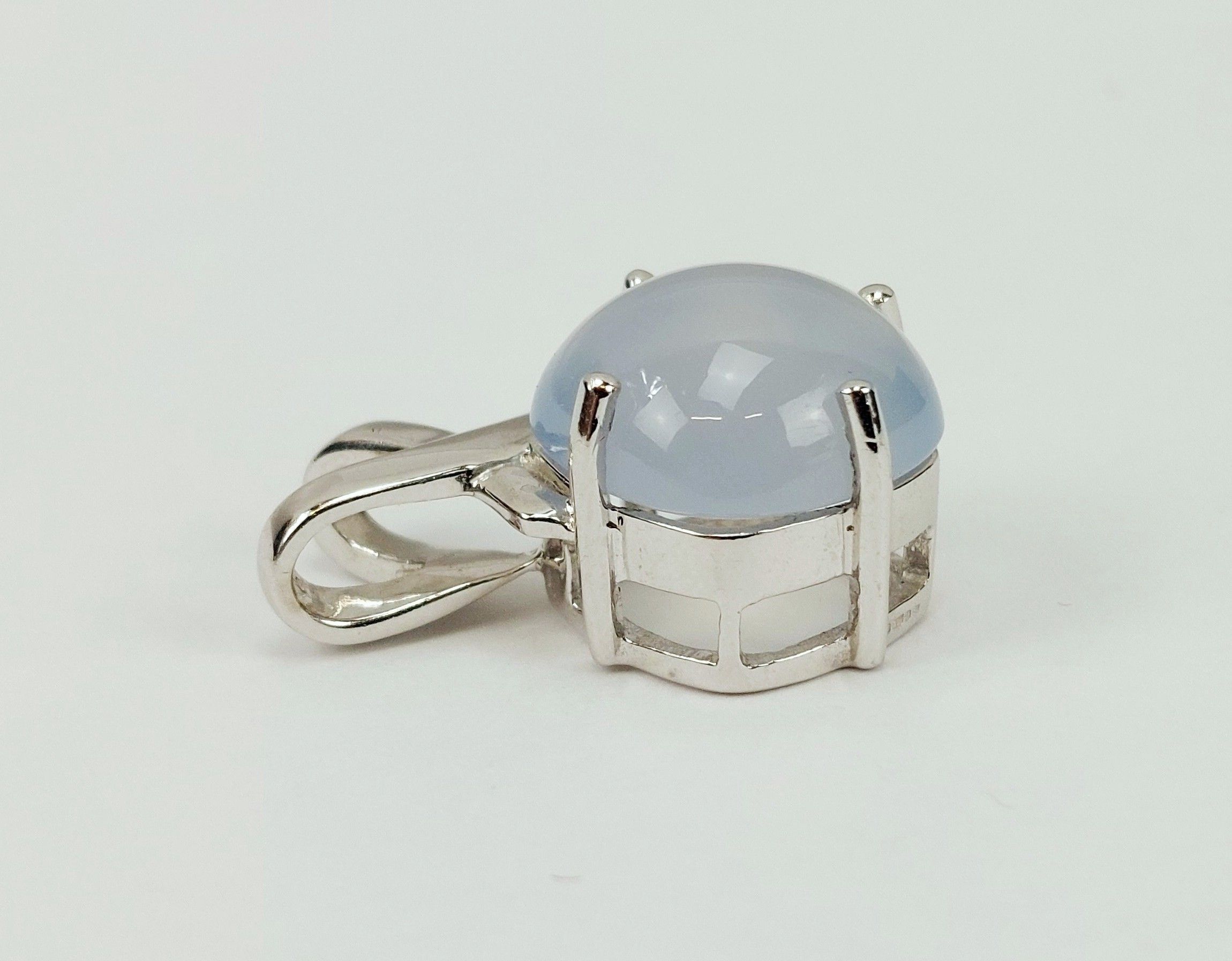 9ct White Gold Moonstone Pendant - Image 4