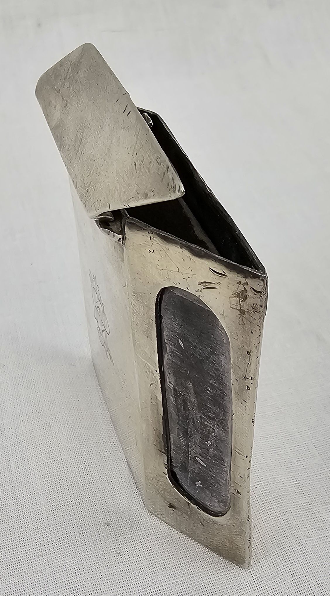 Large Unhallmarked Silver Vesta Case With Engraved Flowers - Image 5