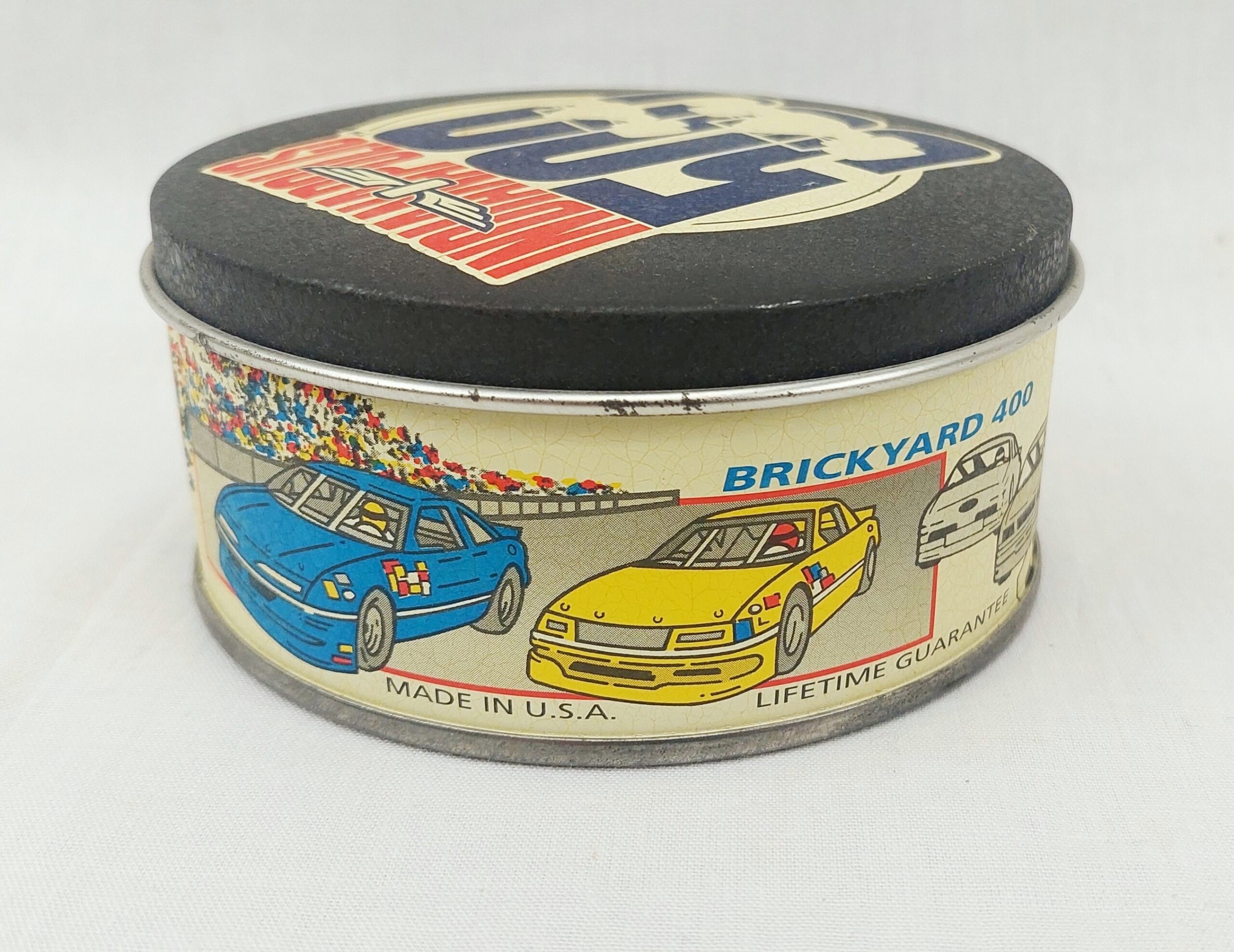 1994 Collectors Cased Tin Of Indianapolis 500 Zippo Lighter - Image 2
