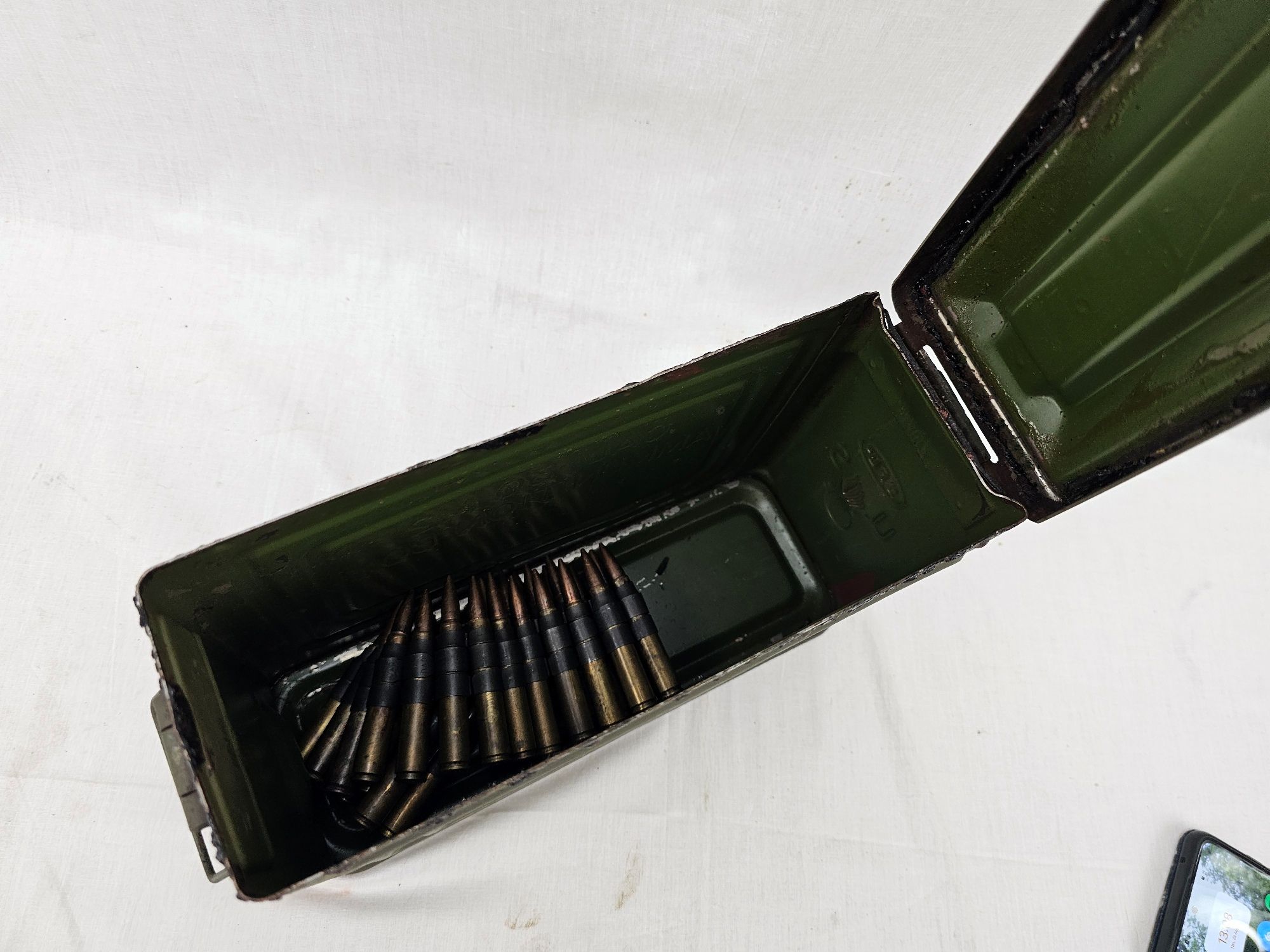 WW2 American US Browning .30 Cal Machine gun Model 1919 A4, Ammo Box and Tripod - Deactivated - Image 20