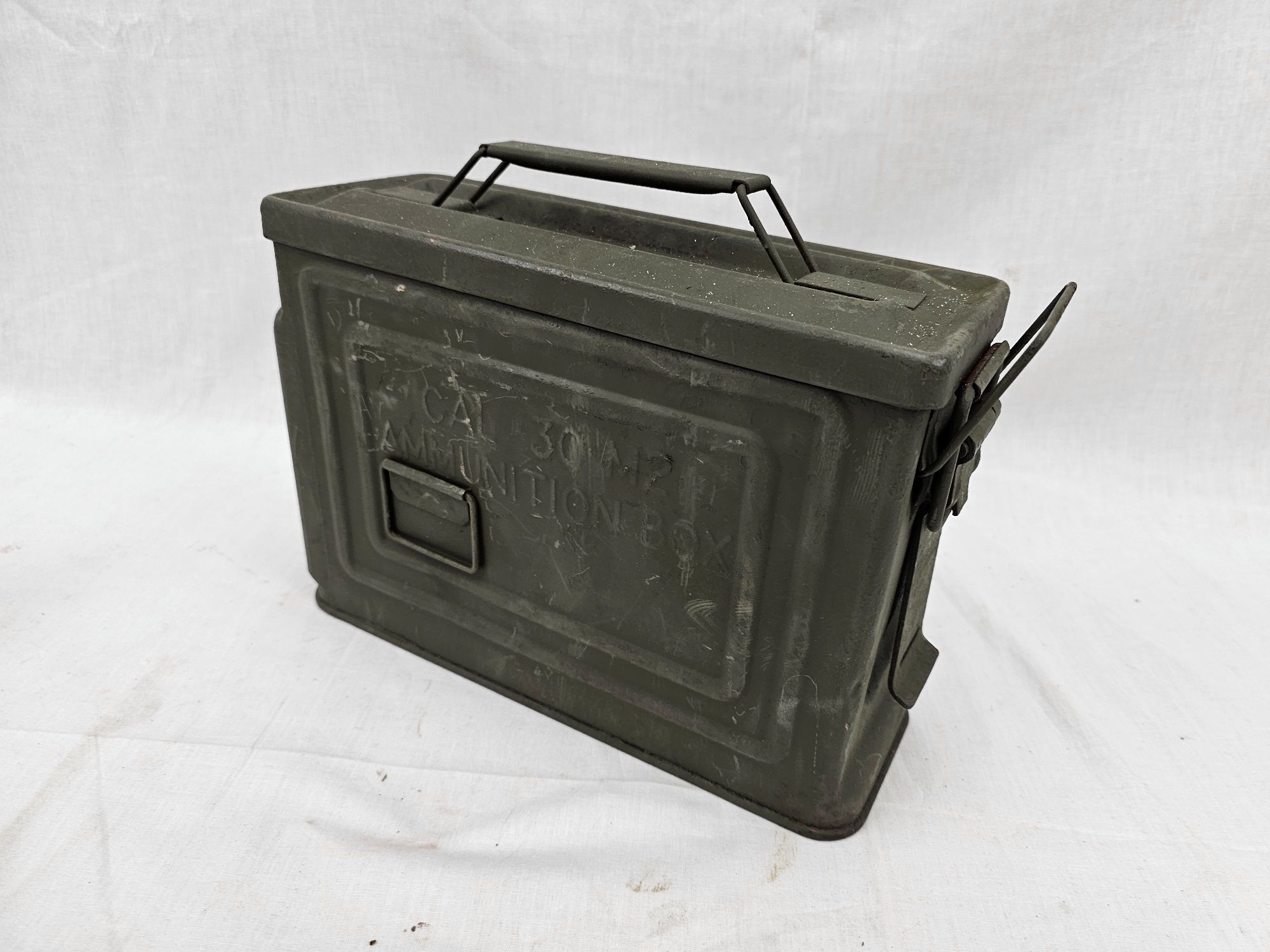 WW2 American US Browning .30 Cal Machine gun Model 1919 A4, Ammo Box and Tripod - Deactivated - Image 21