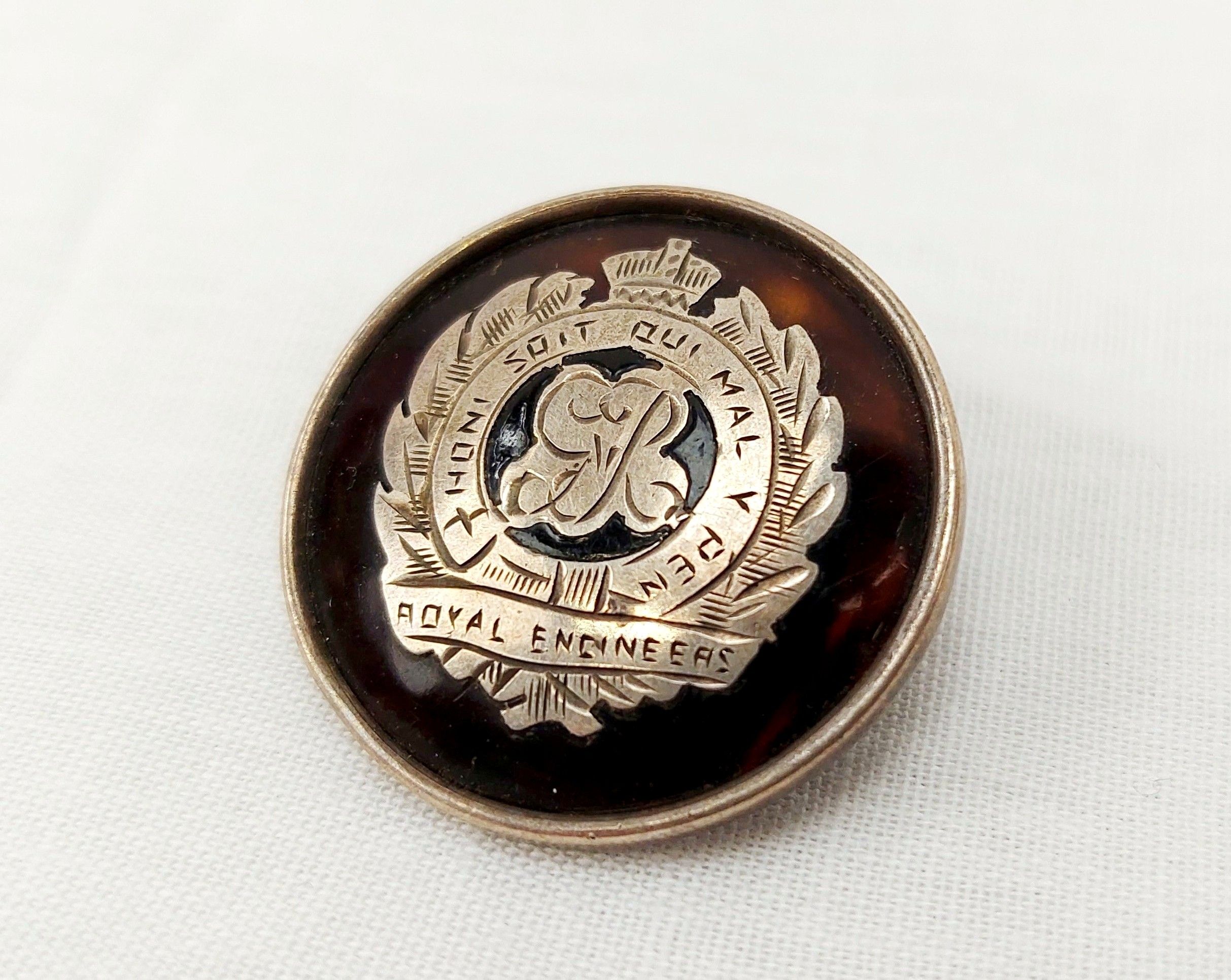 Birmingham 1917 Sterling Silver WW1 Royal Engineers Sweetheart Badge - Image 2