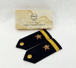 Boxed Pair Of WW2 USA Navy Shoulder Boards