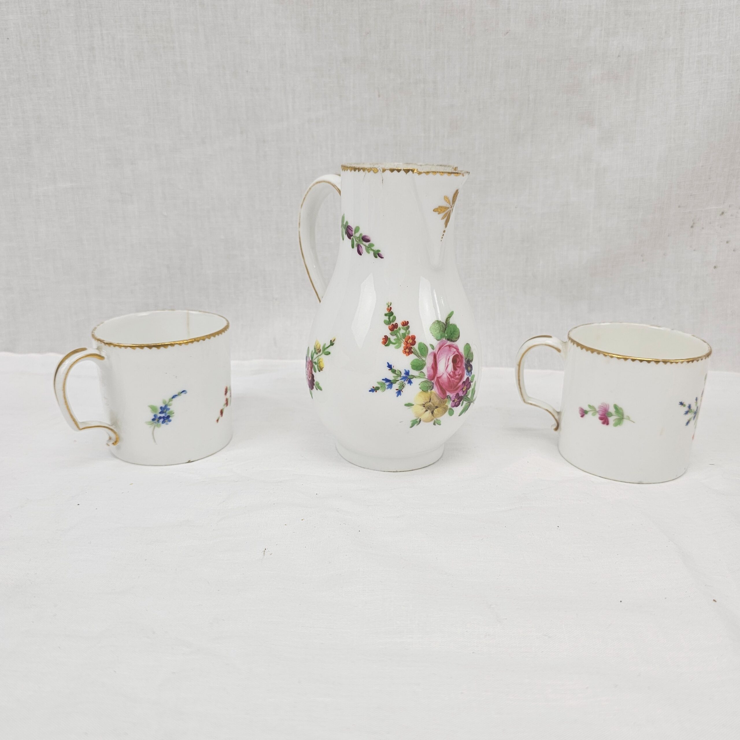 French Faubourg St. Denis Coffee Cans & Milk Jug 1769-1793 - 1st French Porcelain - Image 2