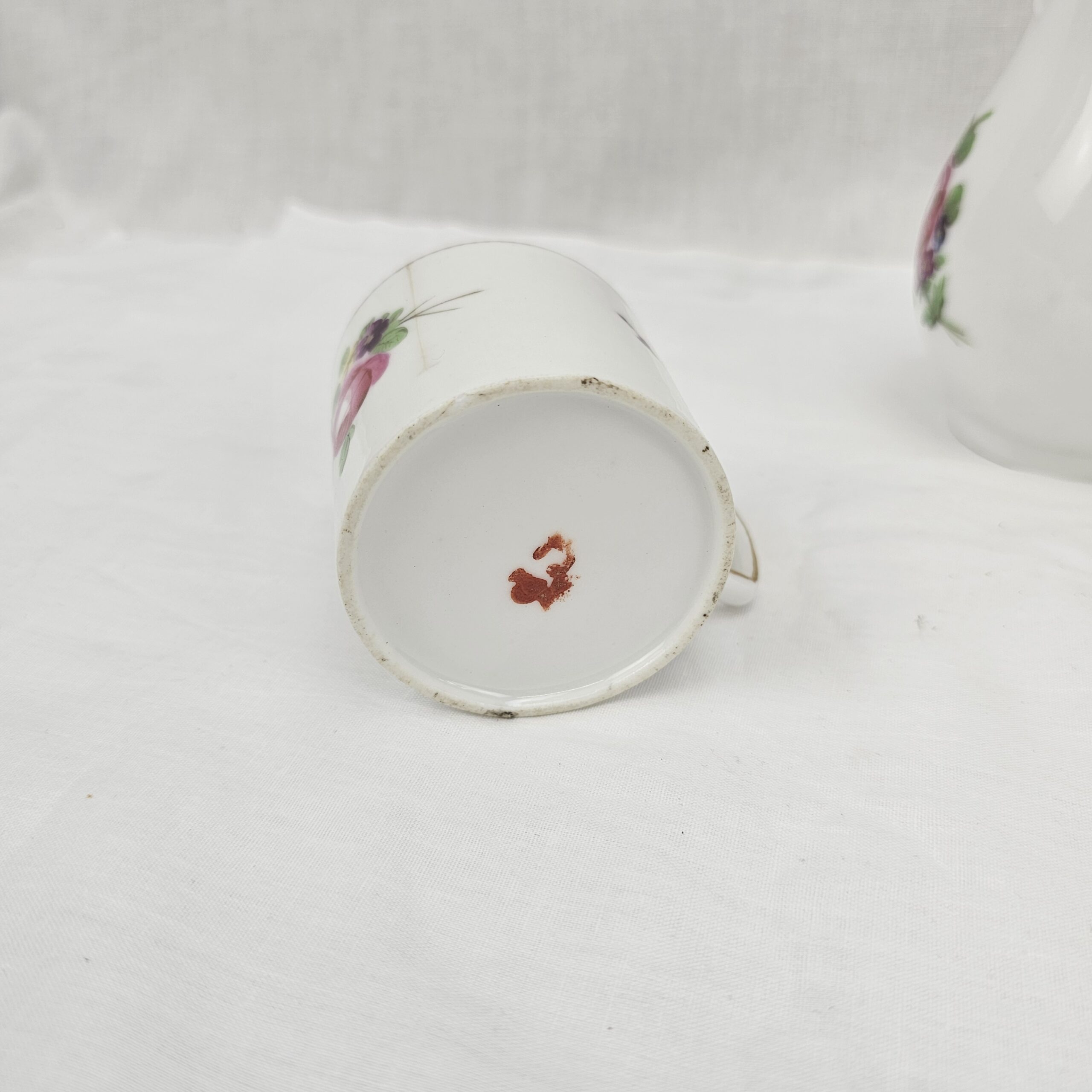 French Faubourg St. Denis Coffee Cans & Milk Jug 1769-1793 - 1st French Porcelain - Image 8