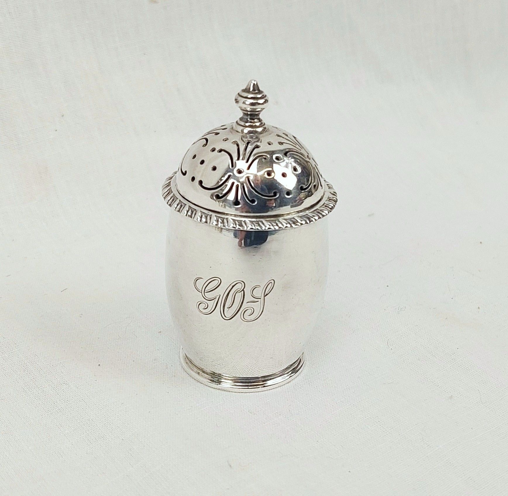 Irish Silver Pepper Pot Dublin 1932