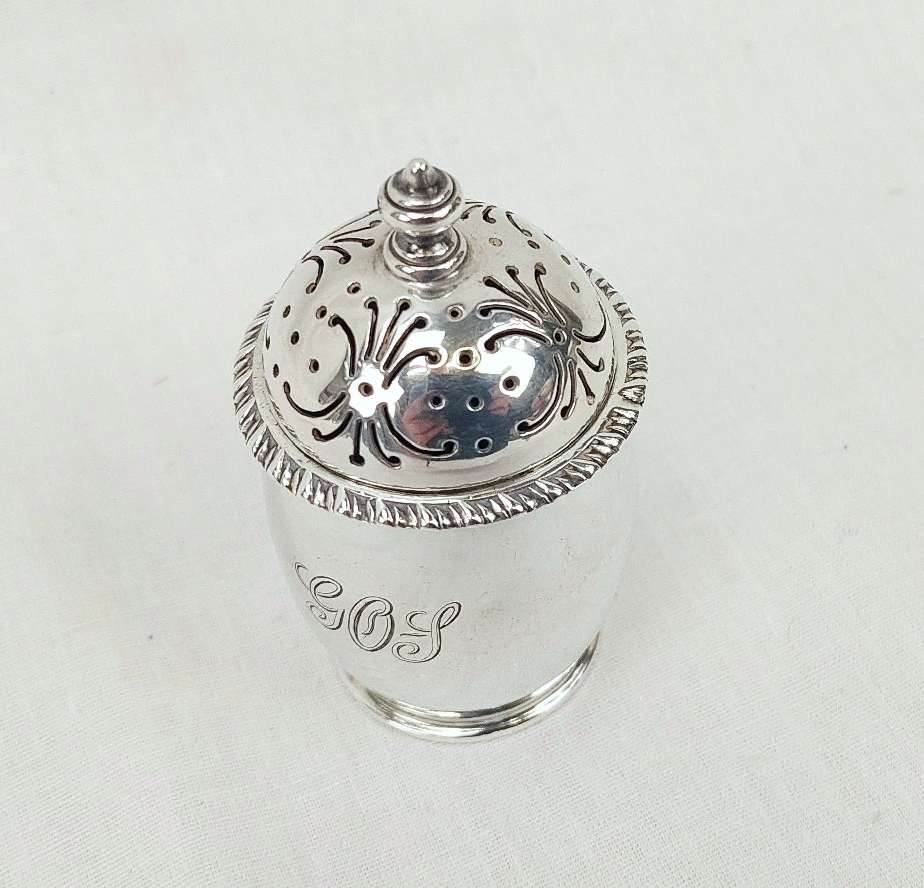 Irish Silver Pepper Pot Dublin 1932 - Image 3