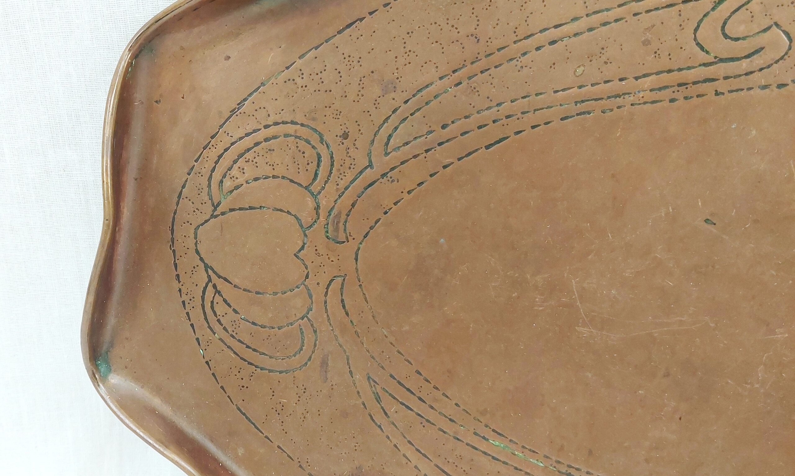 Large Art Nouveau Copper Tray - Image 3