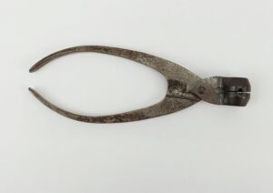 Mid To Late 19th Century 30 Bore Lead Ball Mould