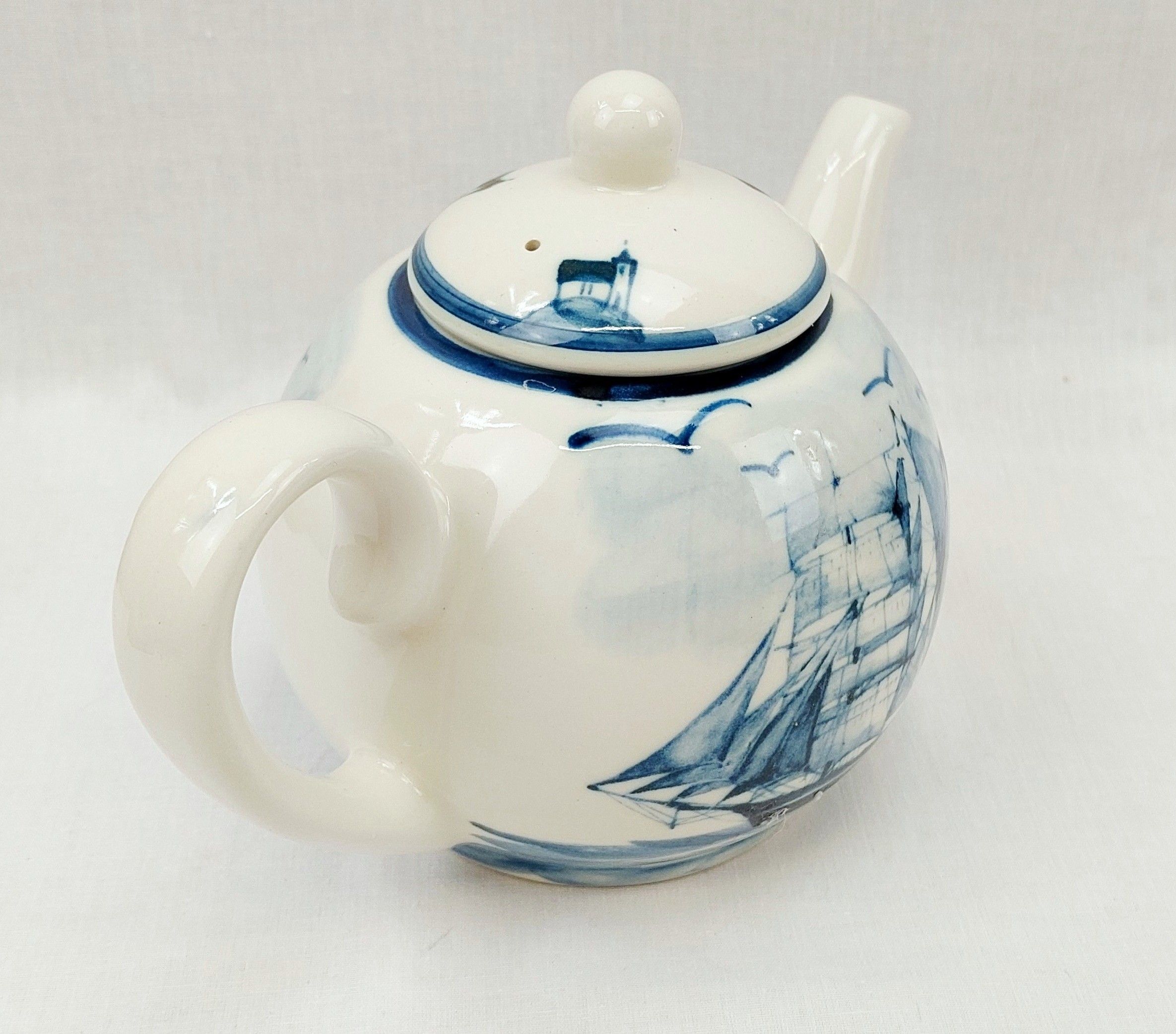 Oakney Green Pottery Sailing Ship Teapot - Image 5