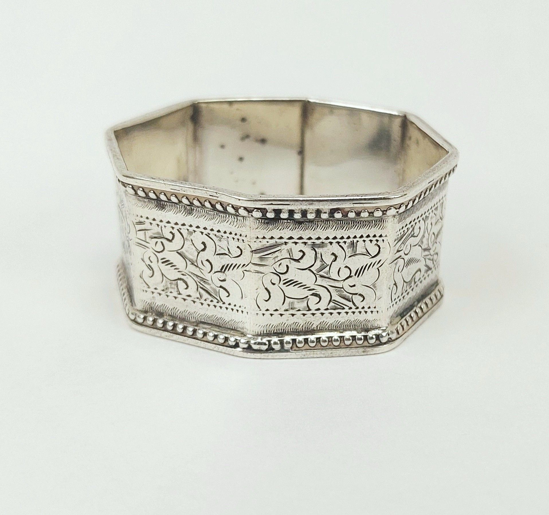 Octagonal Birmingham 1902 Sterling Silver Napkin Ring