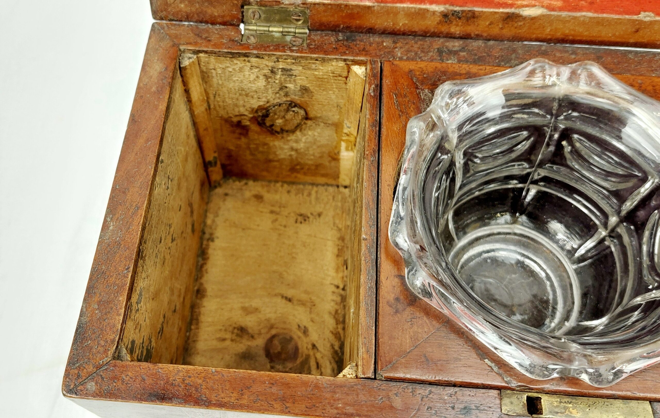 Regency Walnut Tea Caddy Casket - Image 9