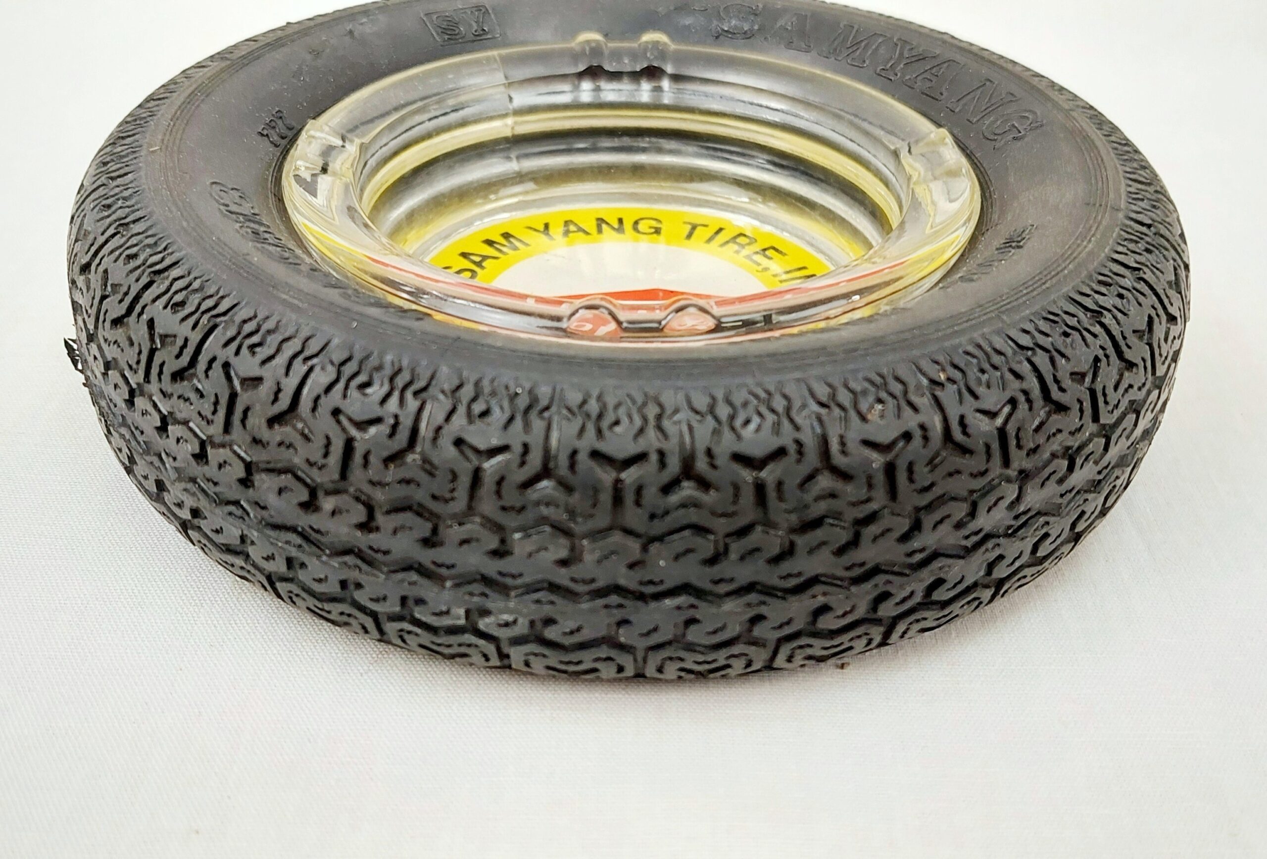 Samyang Tyre Advertising Ashtray - Image 3