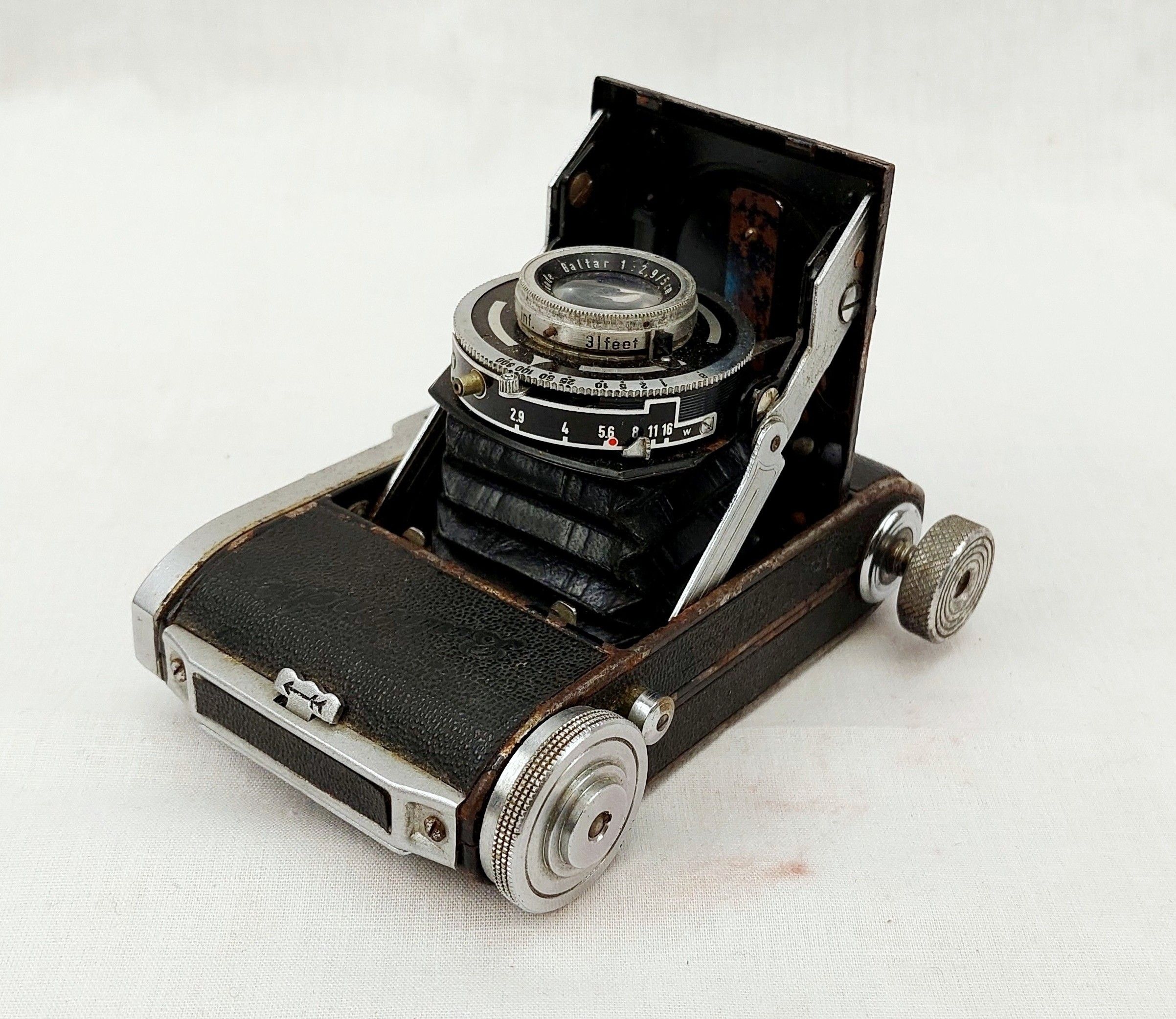 Vintage Kodak Retinette Folding Camera - Image 5