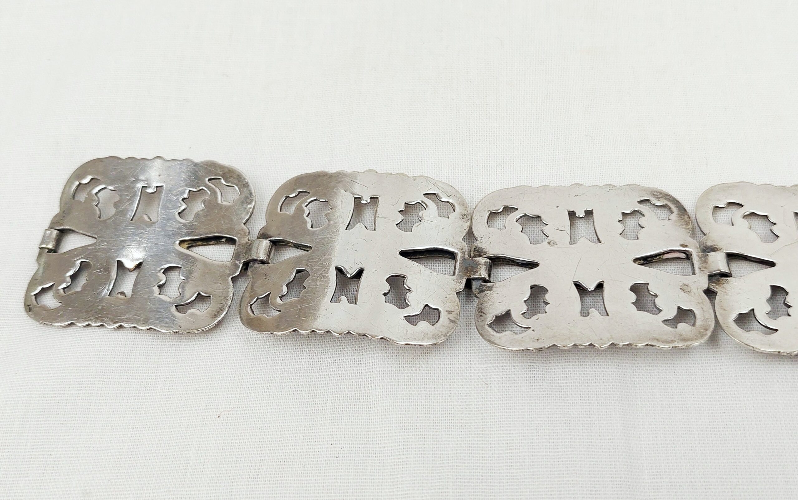 Vintage Silver Plated Nurses Buckle And Belt - Image 5