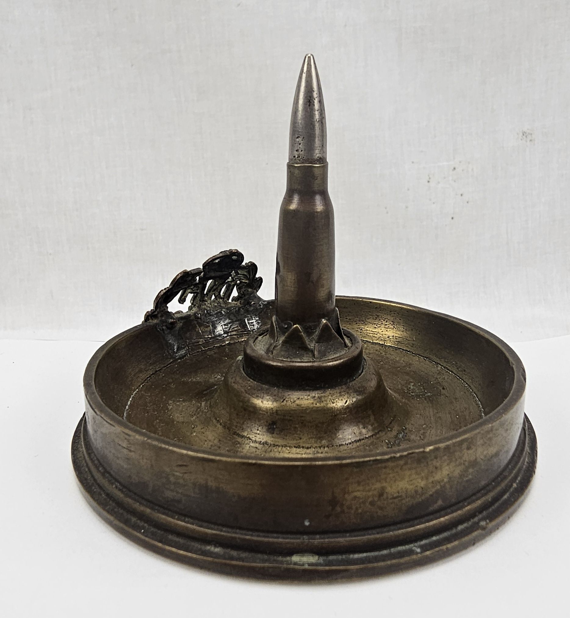 WW1 1915 Trench Art Ashtray With RFC Badge - Image 3