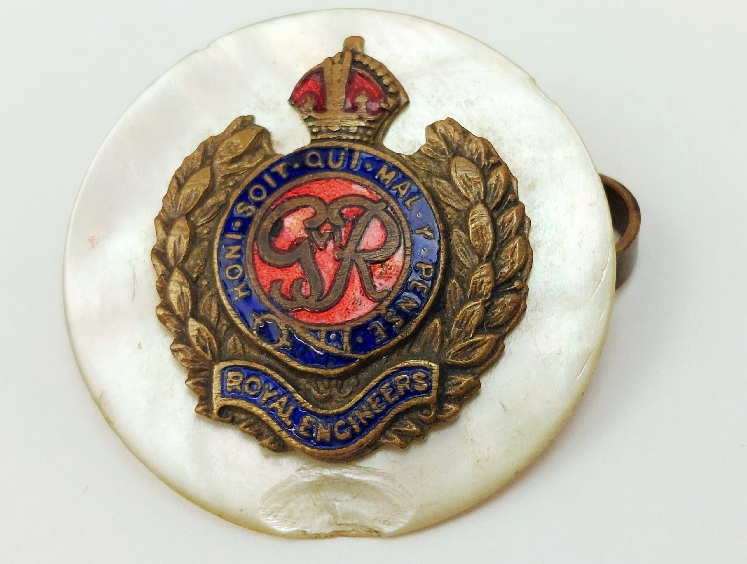 WW1 Royal Engineers Sweetheart Badge - Image 3