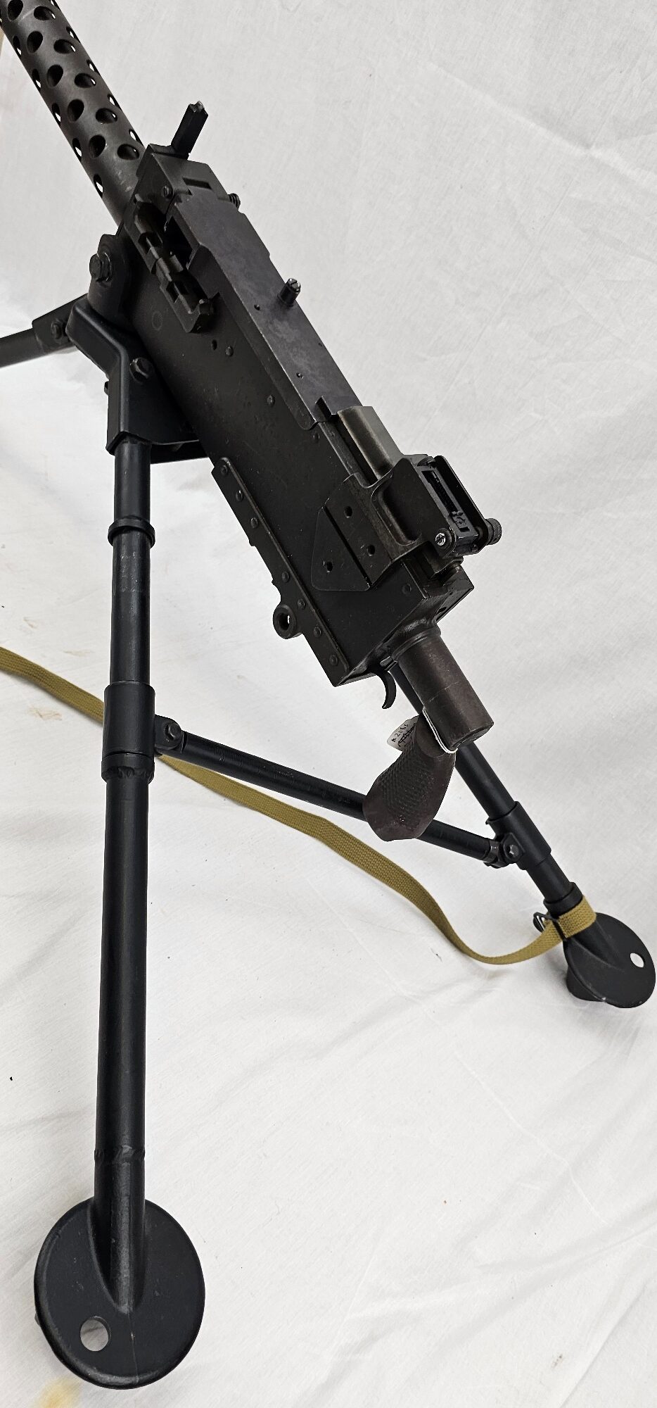 WW2 American US Browning .30 Cal Machine gun Model 1919 A4, Ammo Box and Tripod - Deactivated - Image 13