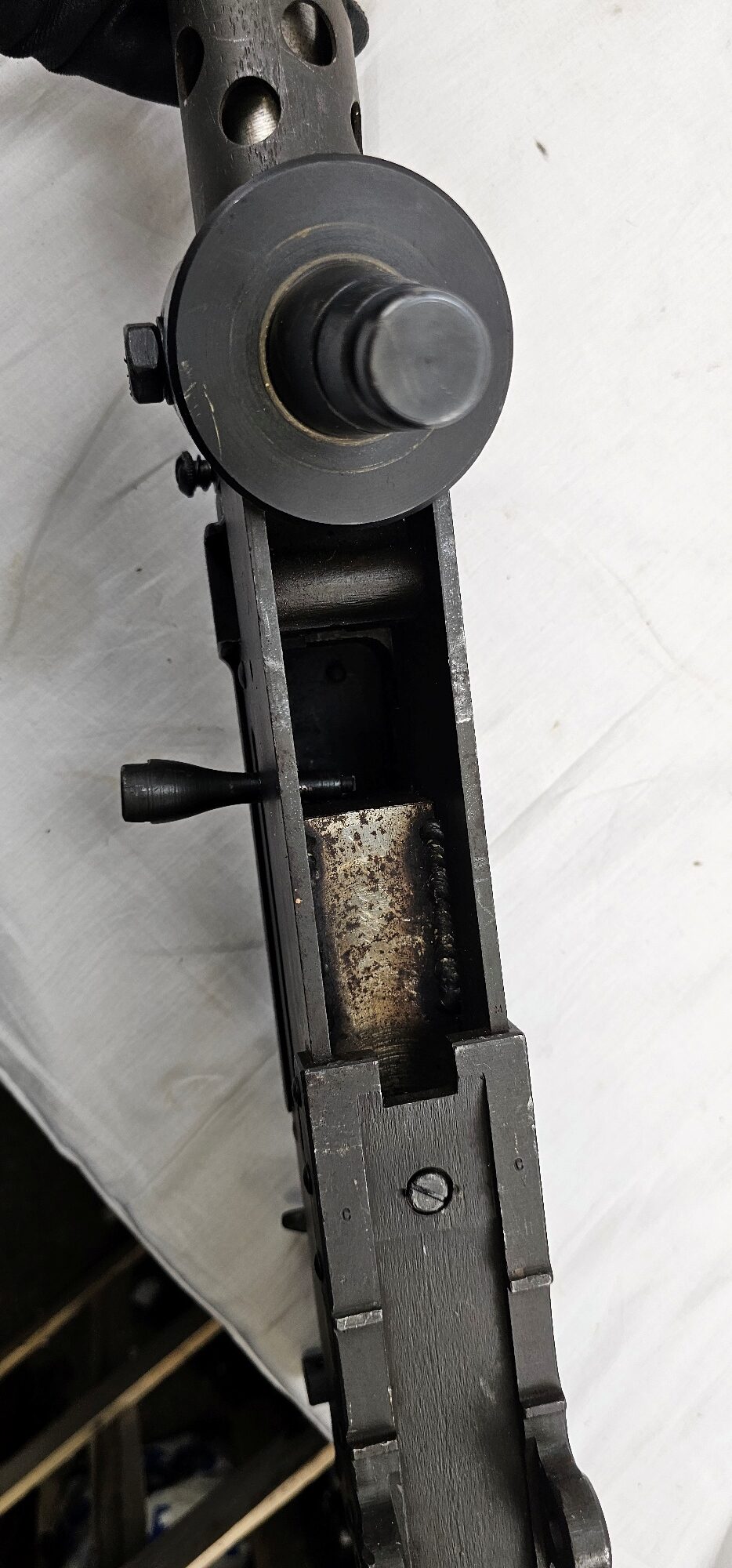 WW2 American US Browning .30 Cal Machine gun Model 1919 A4, Ammo Box and Tripod - Deactivated - Image 18