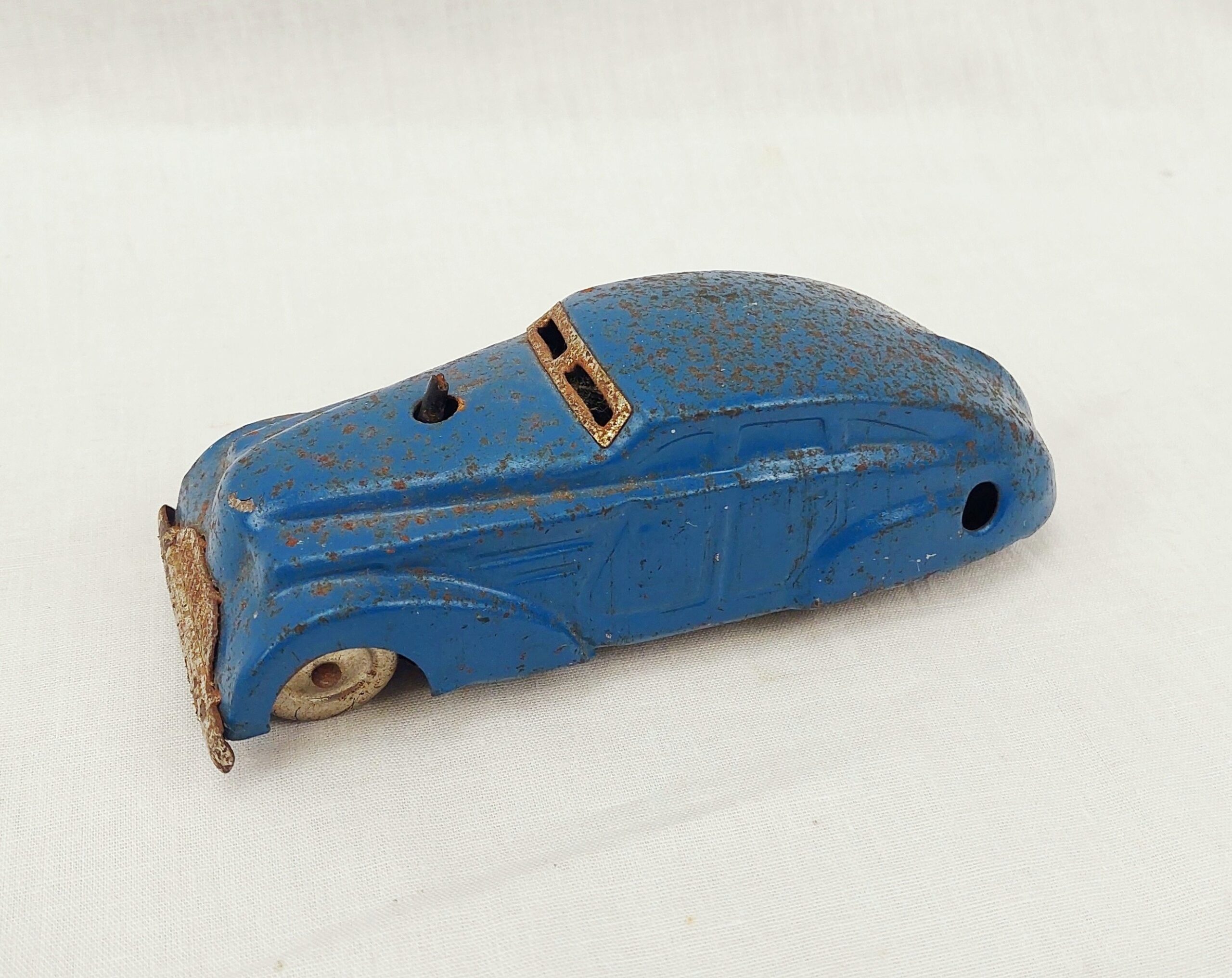 1930s English Made Tinplate Clockwork Car - Image 2