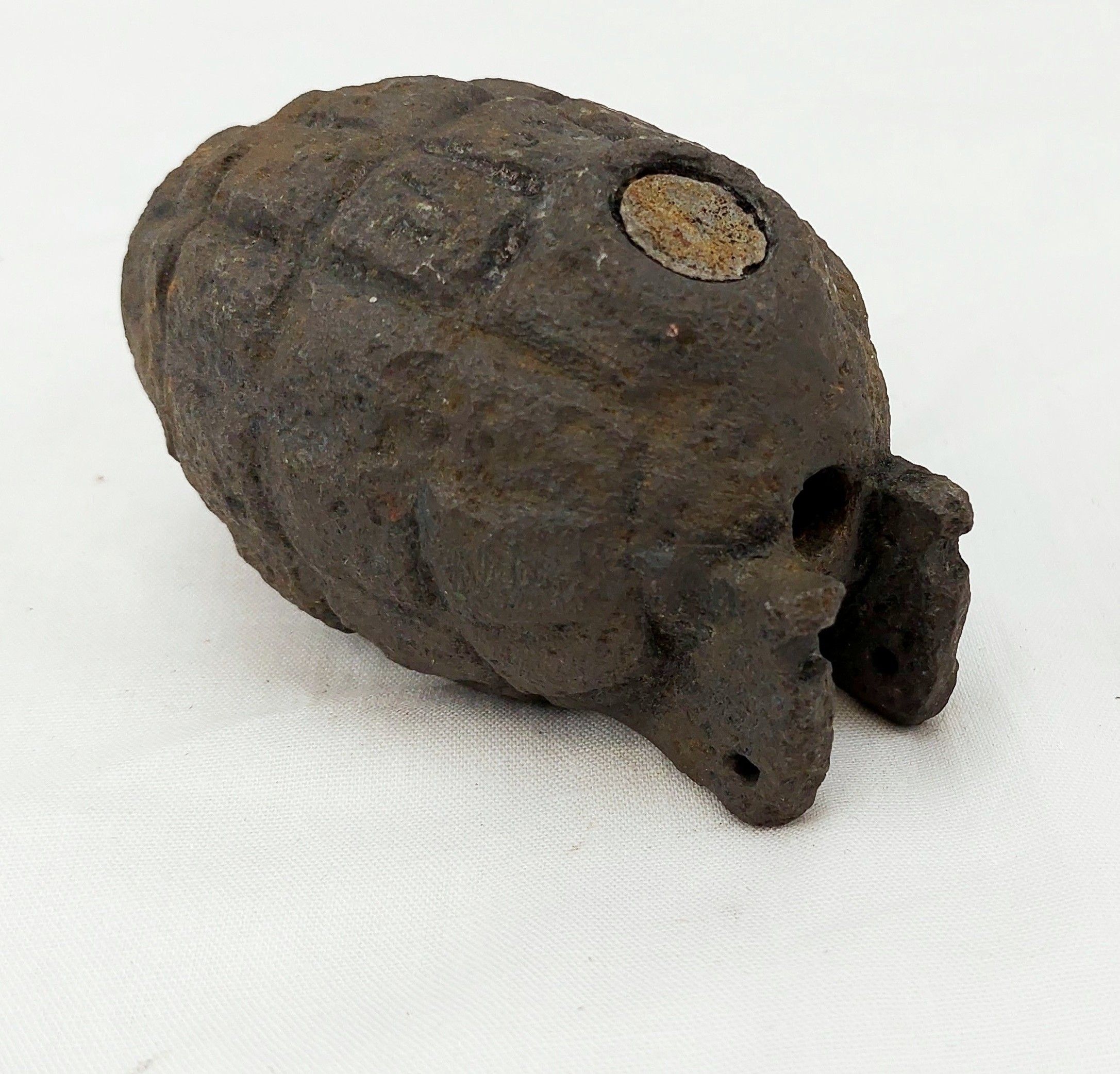 1943 Mills Bomb No 36 Mk 2 Grenade Relic - Image 2