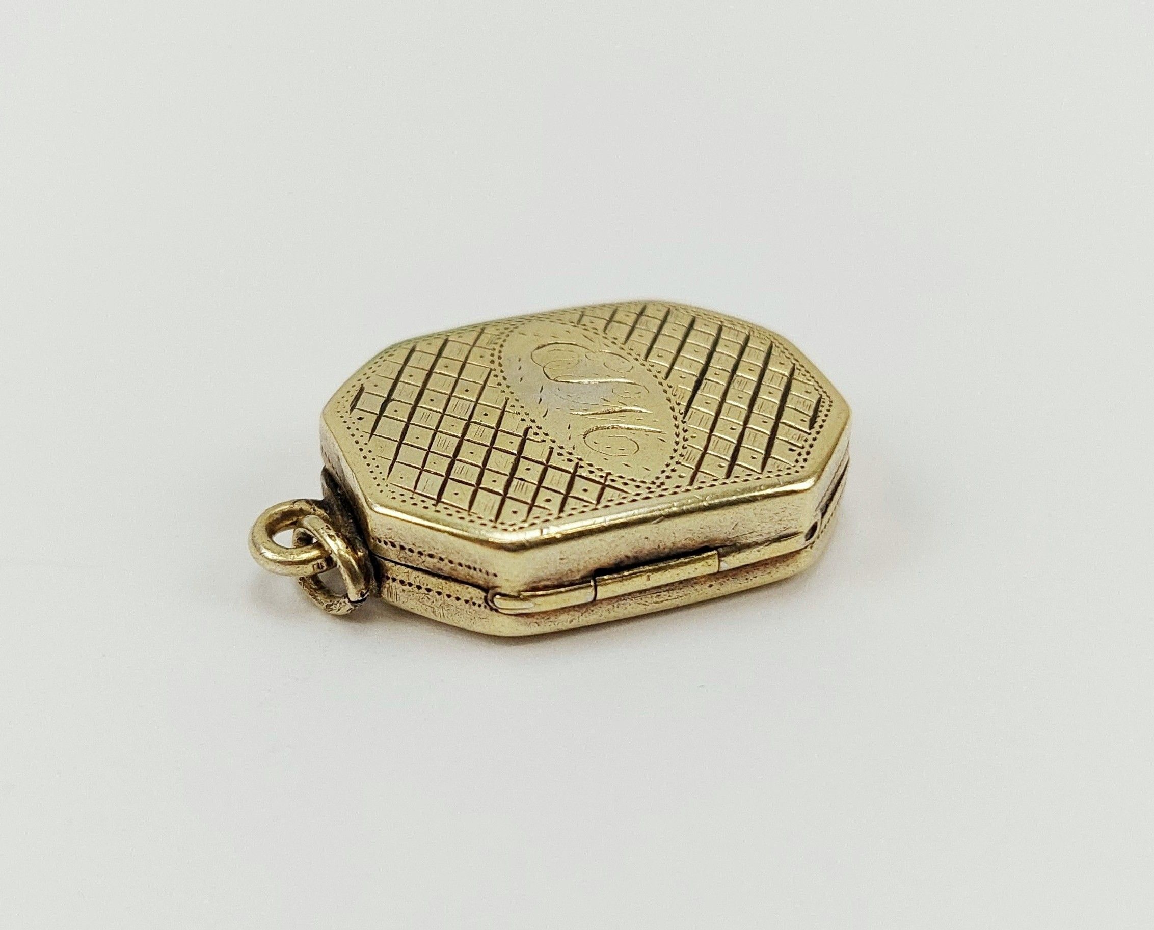 c1815 Birmingham Georgian Sterling Silver Miniature Vinaigrette By Matthew Linwood