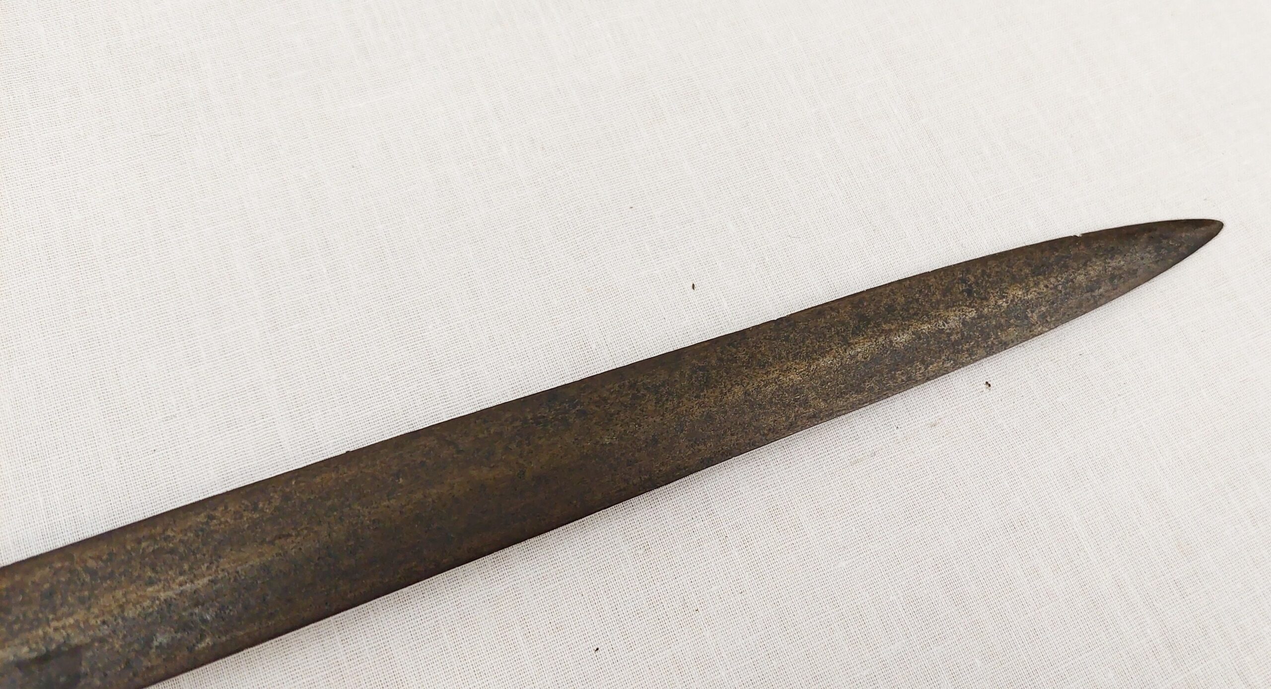 British 1845/95 Pattern Infantry Officers Sword And Scabbard - Image 10