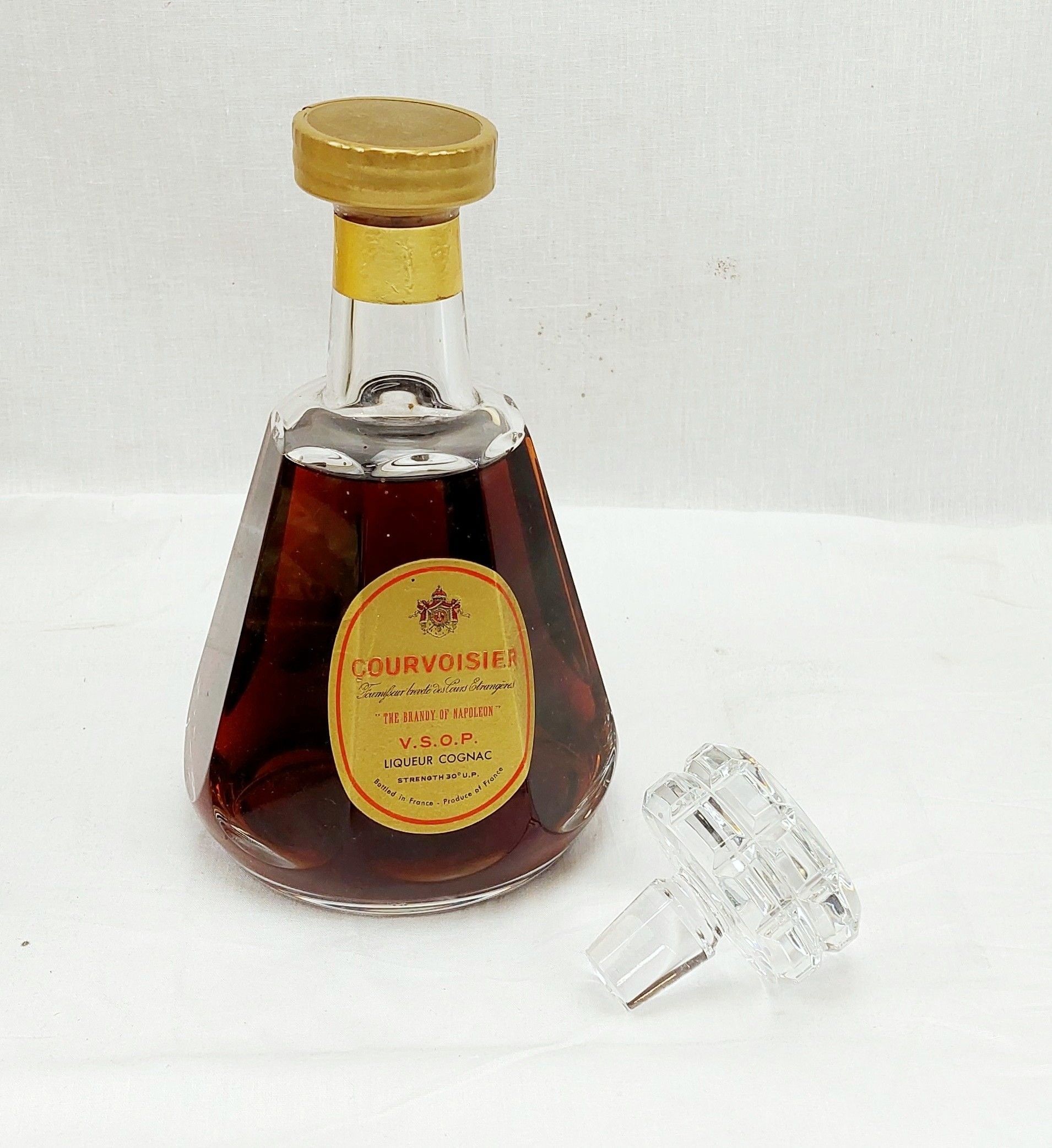 Cased 1976 Courviosier VSOP Cognac In Bacarrat Crystal Decanter - Image 2
