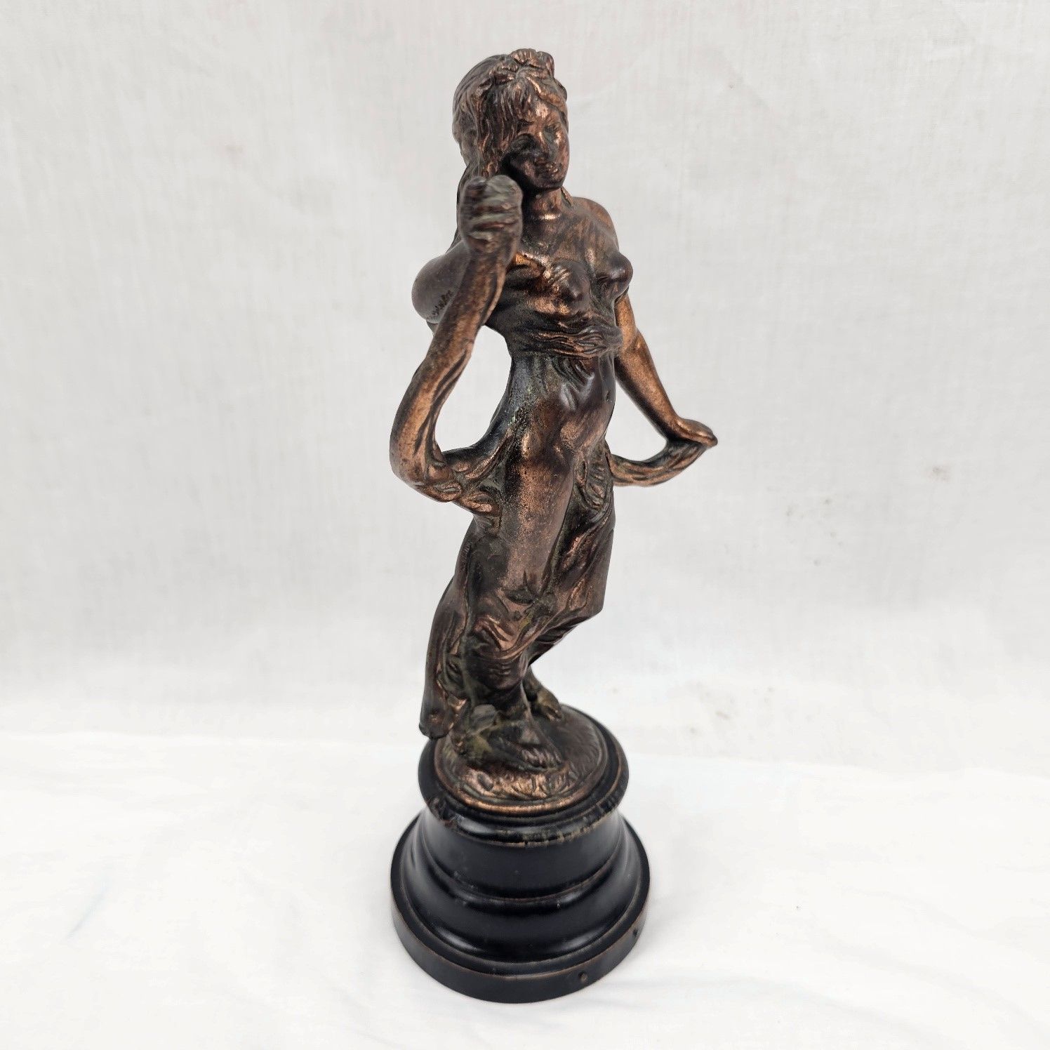 Late 19th Century Art Nouveau Bronze Figurine On Socule Base - Image 2