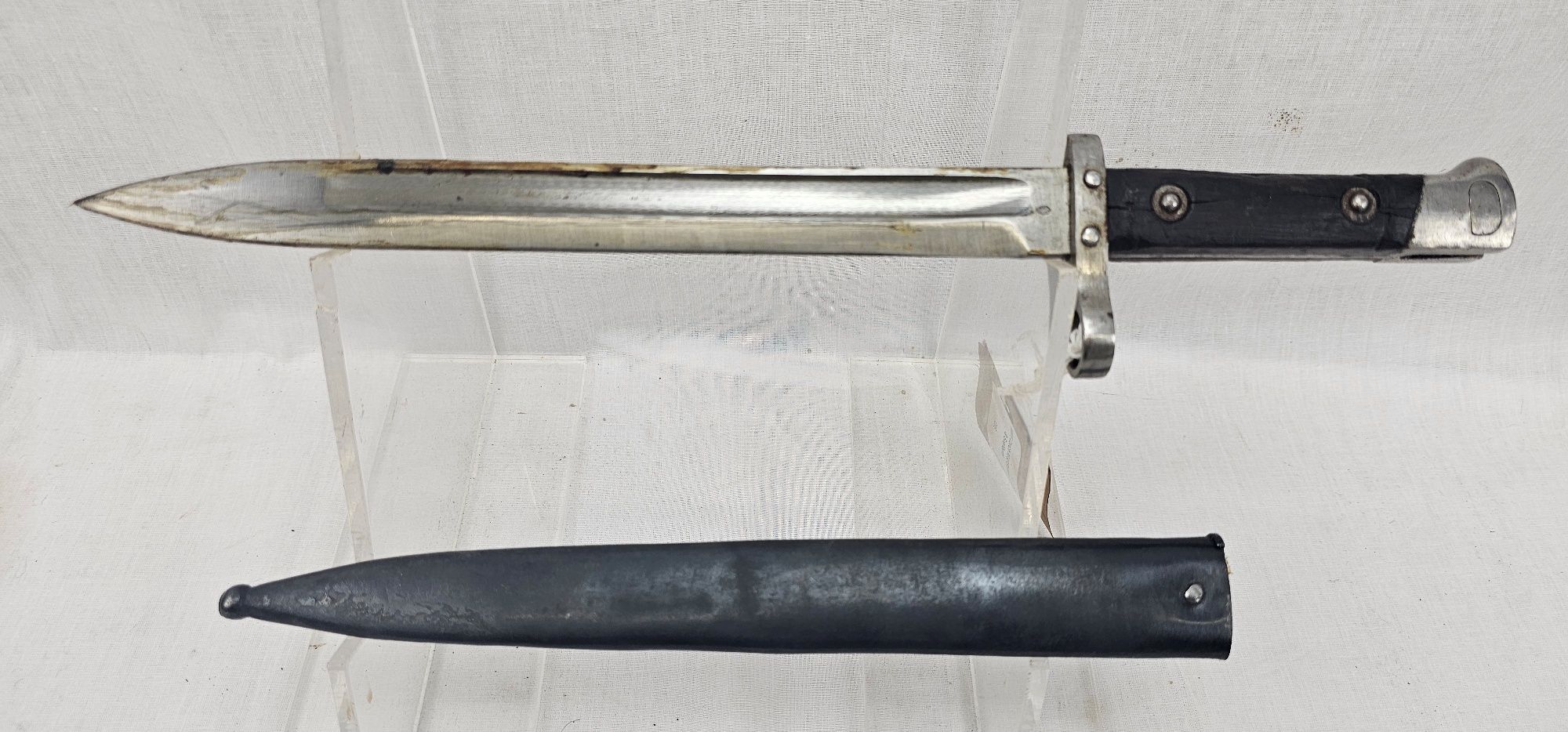 WW2 Czech M95 Bayonet And Scabbard sn. 4271