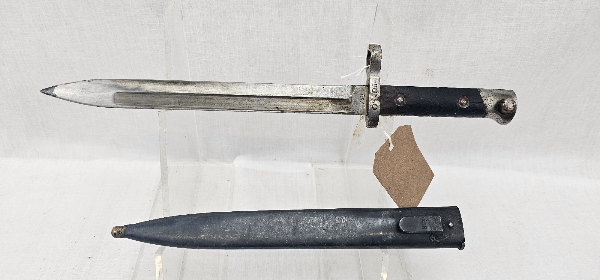 WW2 Czech M95 Bayonet And Scabbard sn. 7980 - Image 9