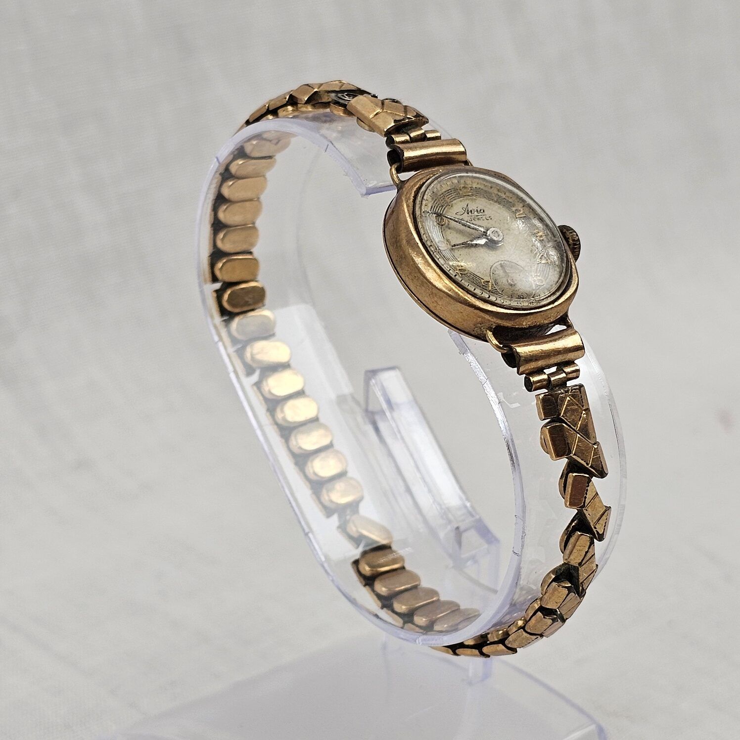 1925 G.W.O. Dated 9ct Gold Ladies Avia Wristwatch - Image 5