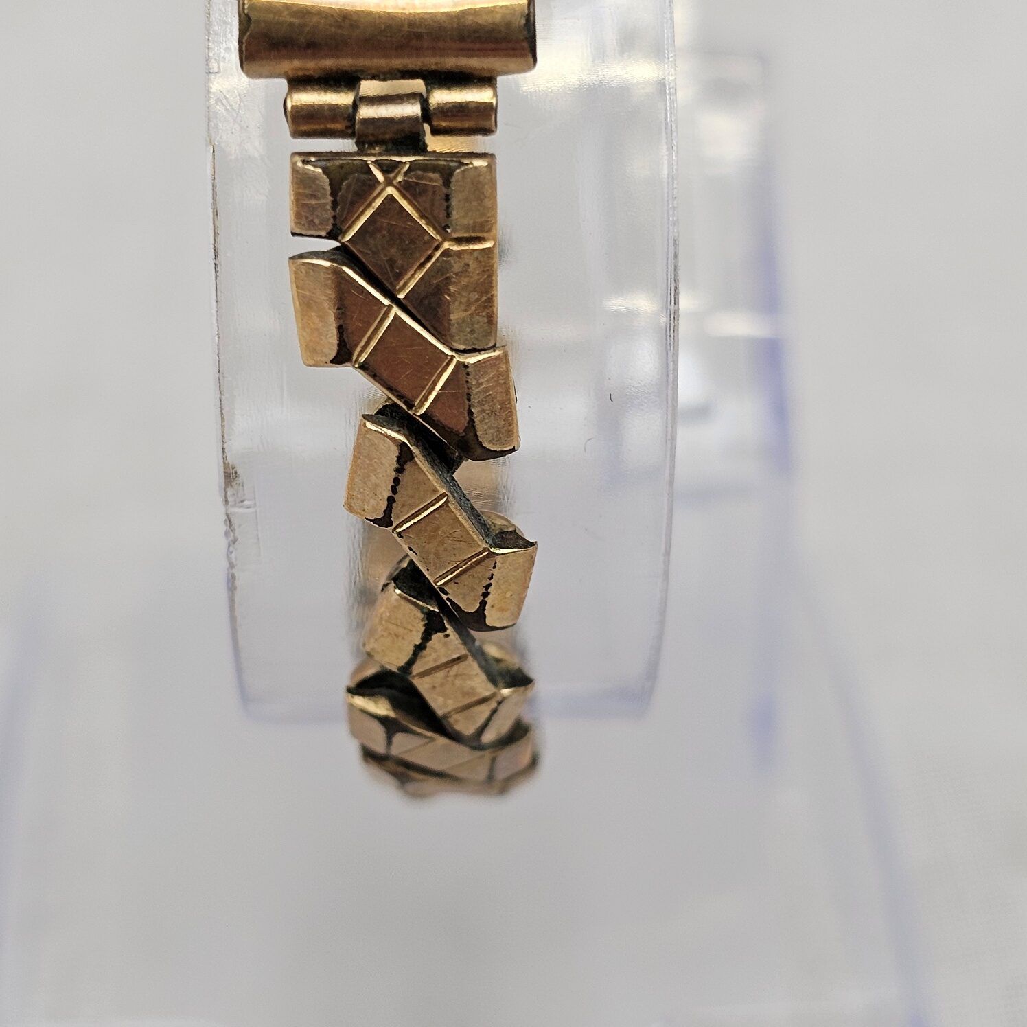 1925 G.W.O. Dated 9ct Gold Ladies Avia Wristwatch - Image 7