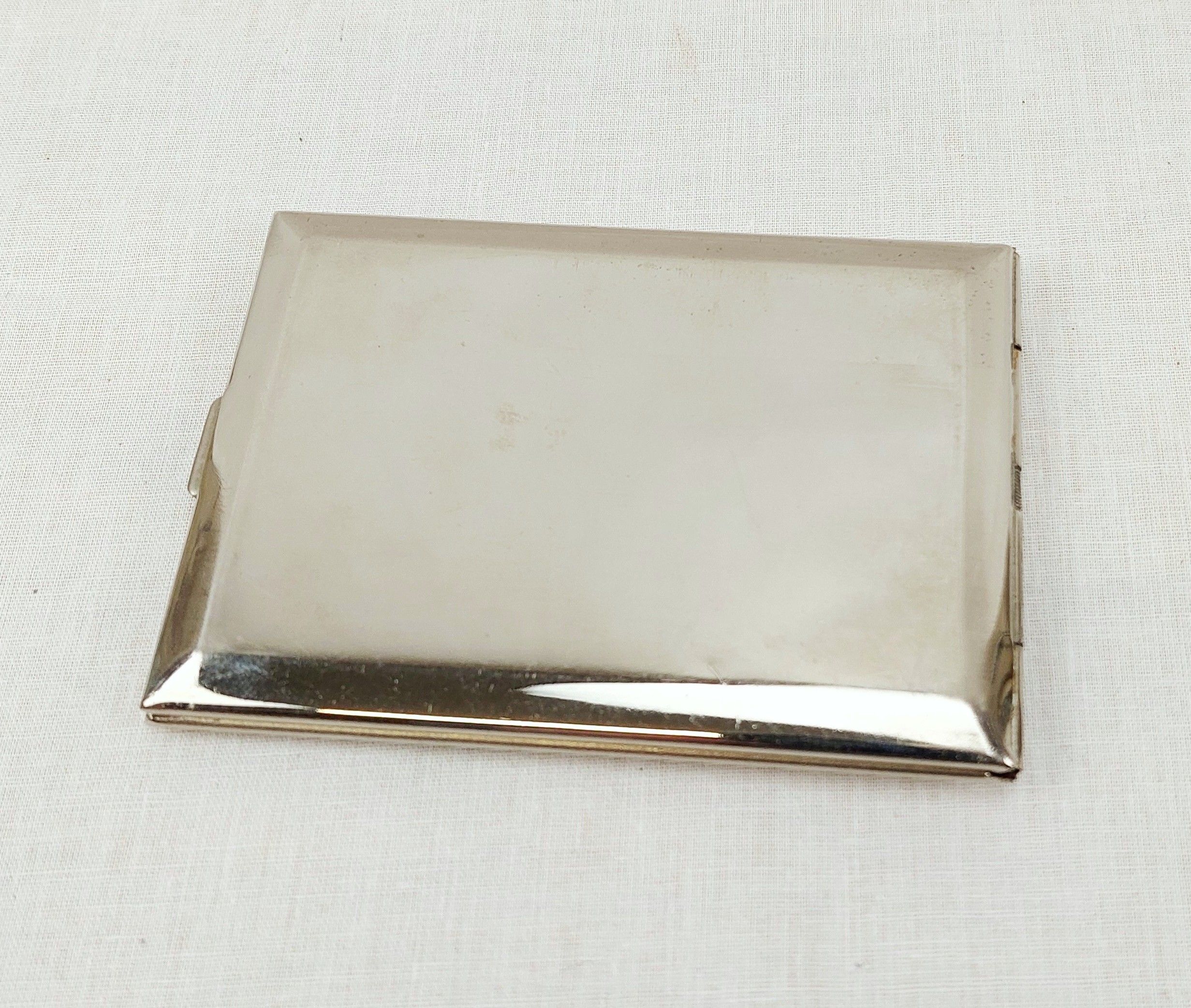 2nd Battalion Hampshire Regiment Badged Gilt Steel Metal Cigarette Case - Image 3