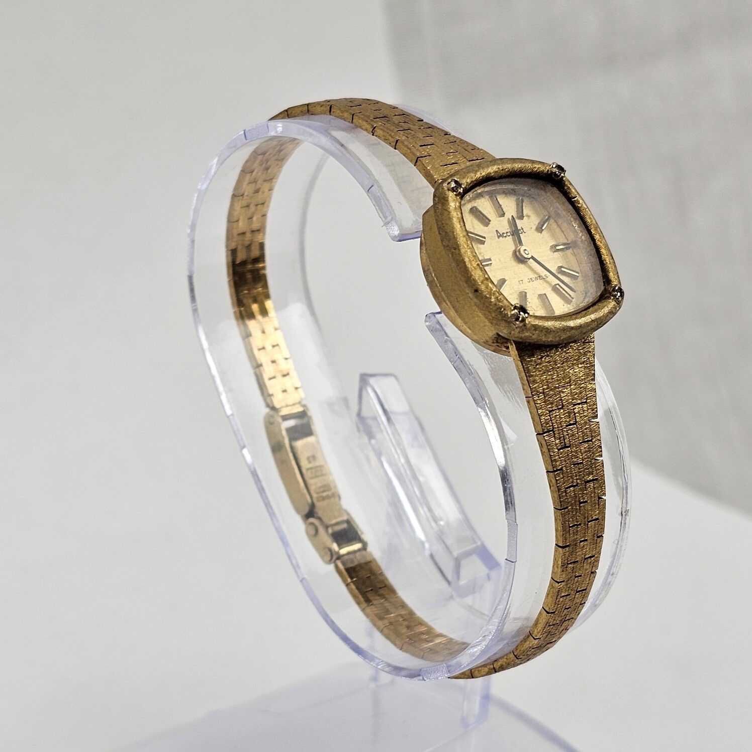 9ct Yellow Gold & Diamond Ladies Accurist Wrist Watch c1979 - Image 5