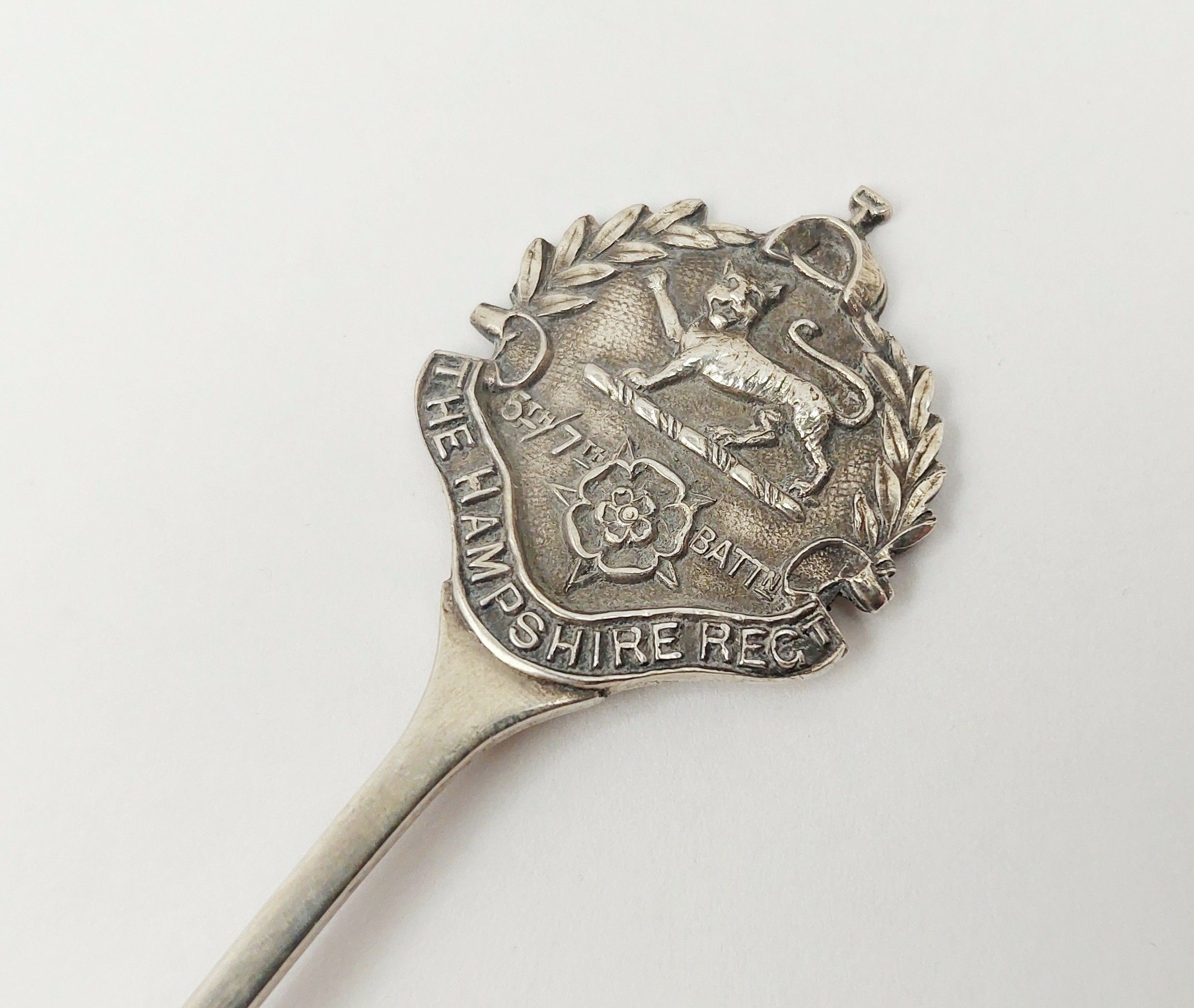Birmingham 1928 Sterling Silver 5th 7th Btn Hampshire Regiment Spoon - Image 5