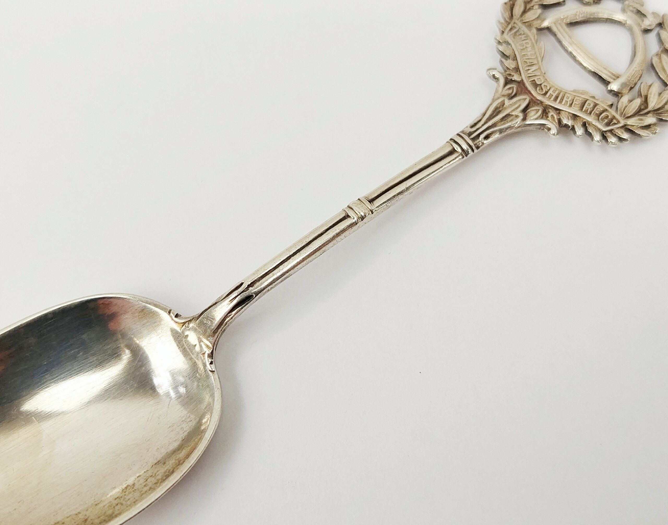 Birmingham 1930 Sterling Silver 7th Btn Hampshire Regiment Spoon - Image 2