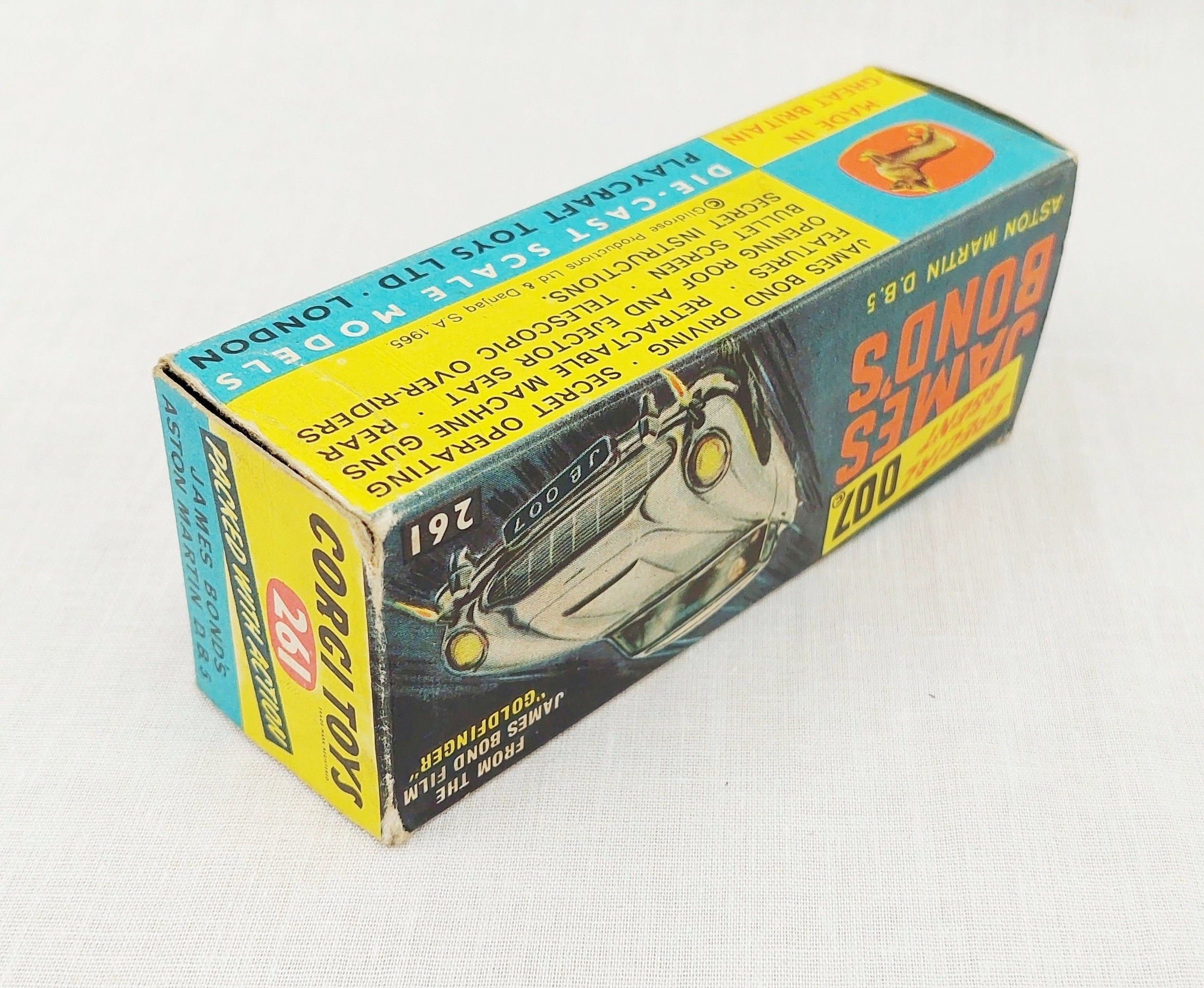 Boxed Near Mint Corgi James Bond Aston Martin DB5 261 - Image 9