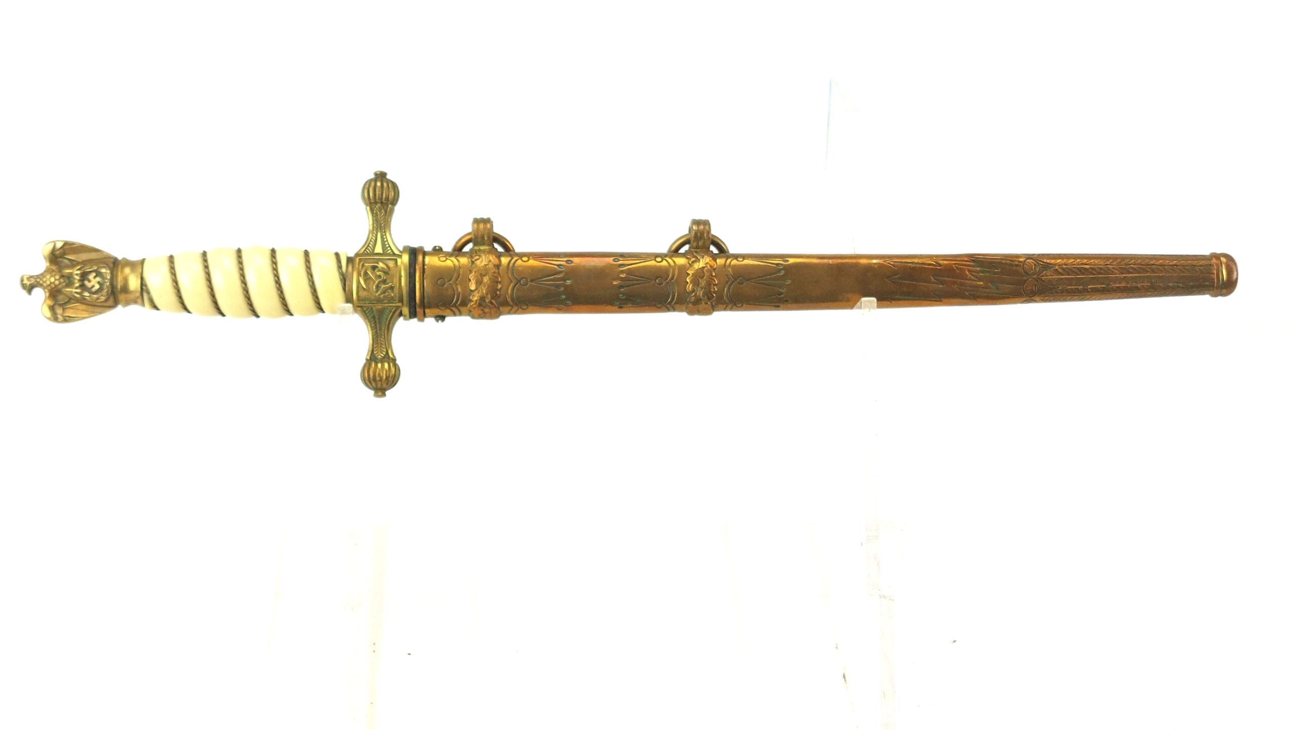 German, WW2, Kriegsmarine Dress Dagger & Scabbard, Made by Paul Weyersberg & Co, Solingen - Image 2