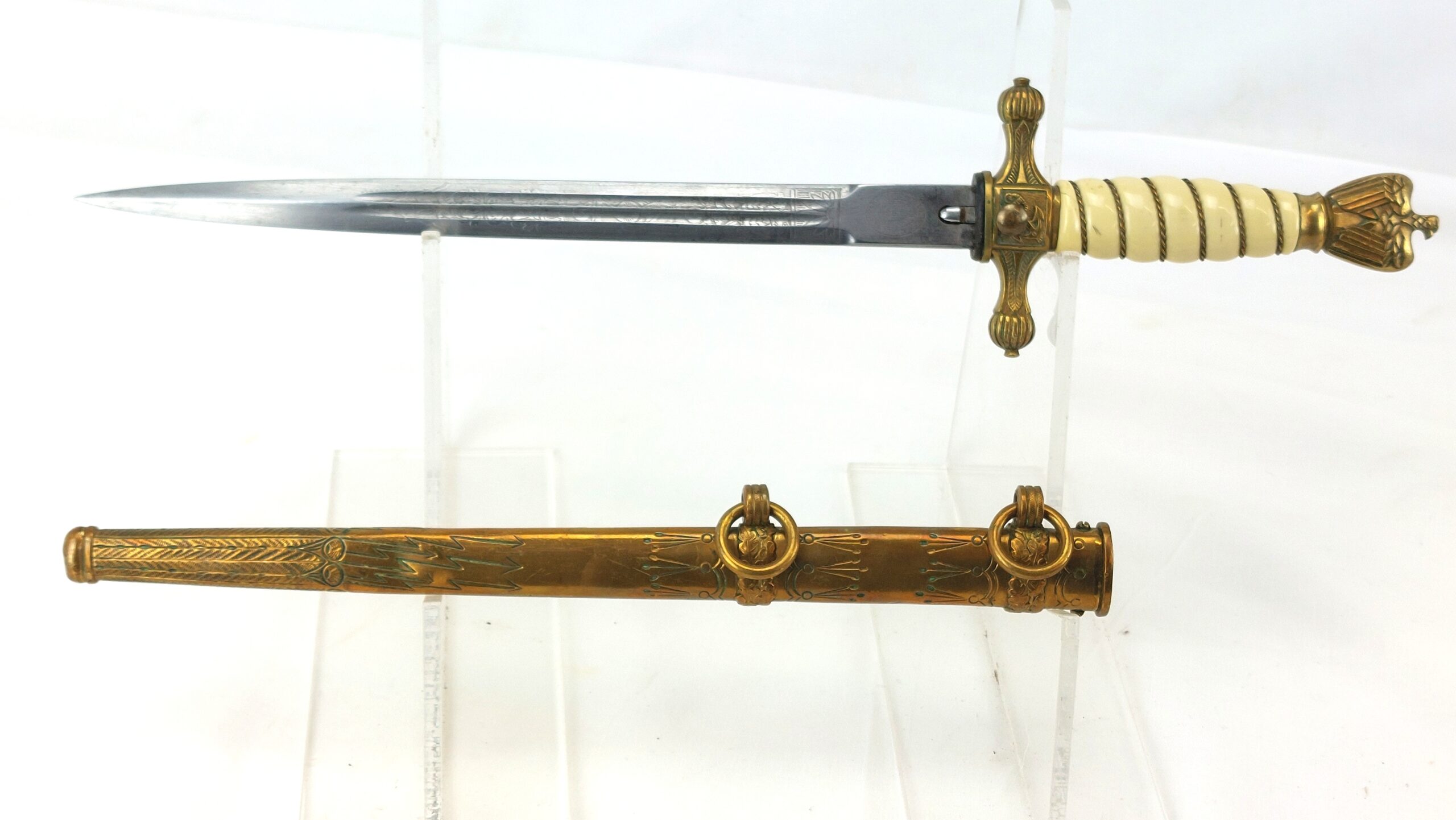 German, WW2, Kriegsmarine Dress Dagger & Scabbard, Made by Paul Weyersberg & Co, Solingen - Image 3