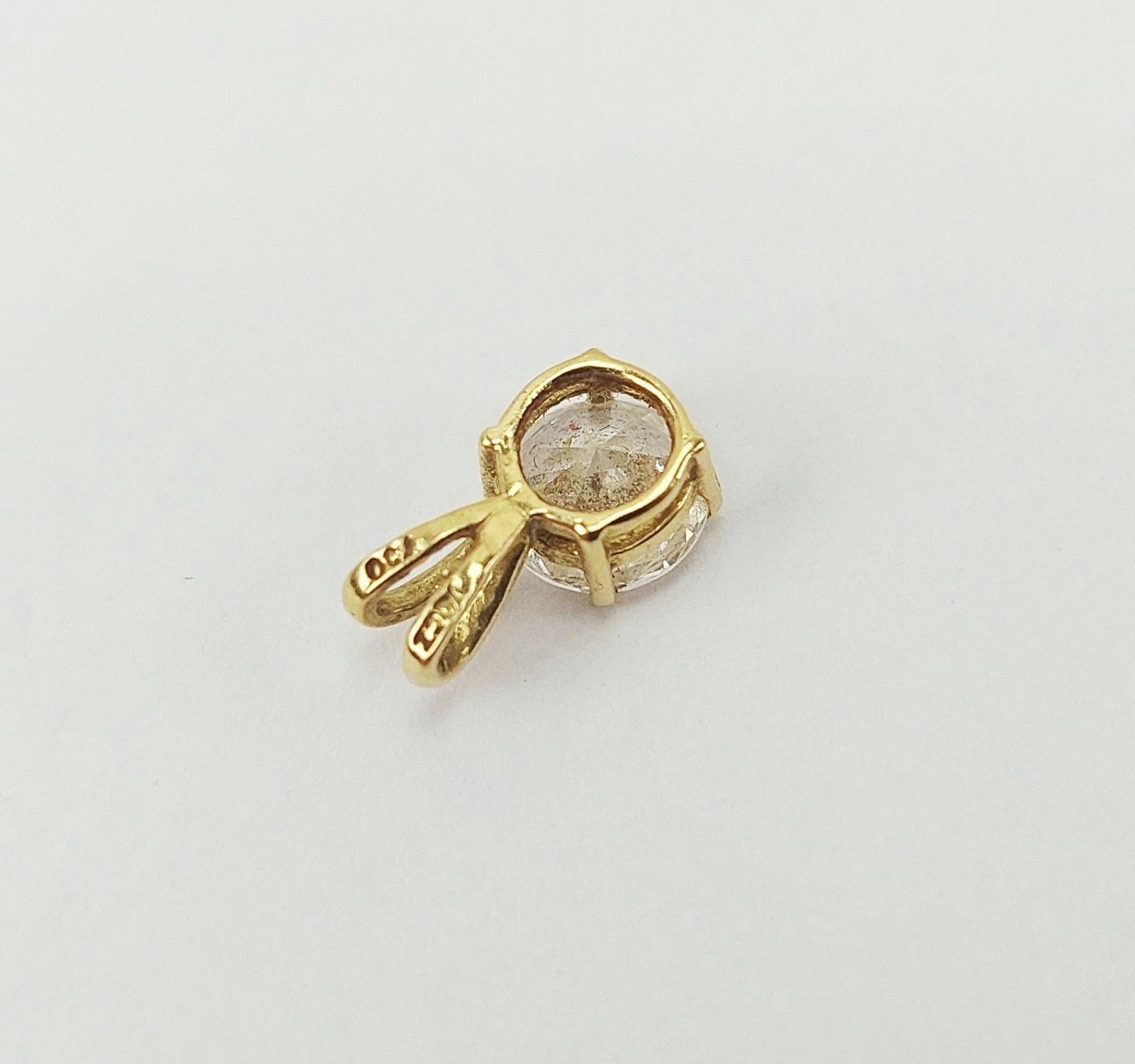 18ct Gold Cubic Zirconia Pendant - Image 4