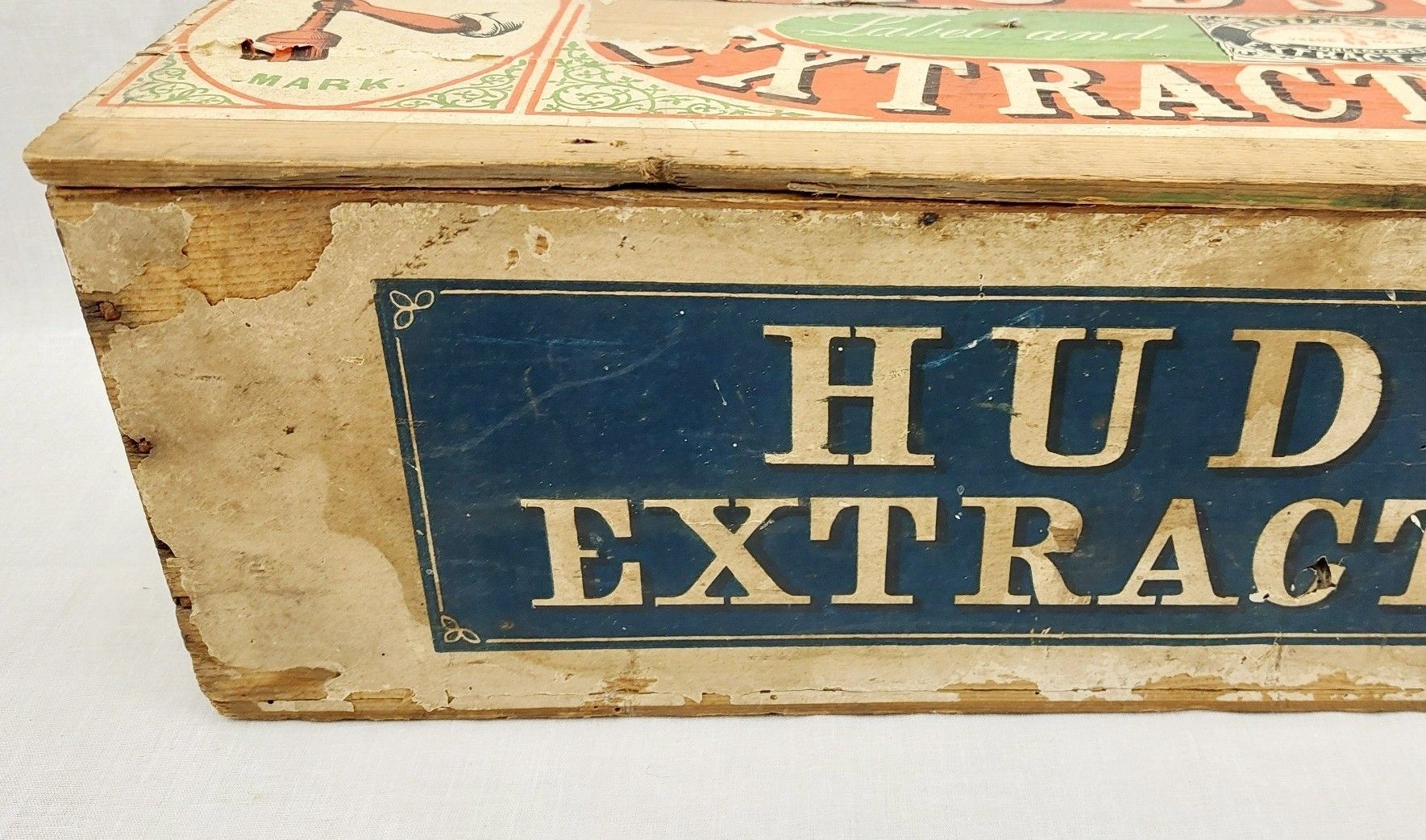 Large Vintage Hudsons Extract Of Soap Shop Advertising Box - Image 6