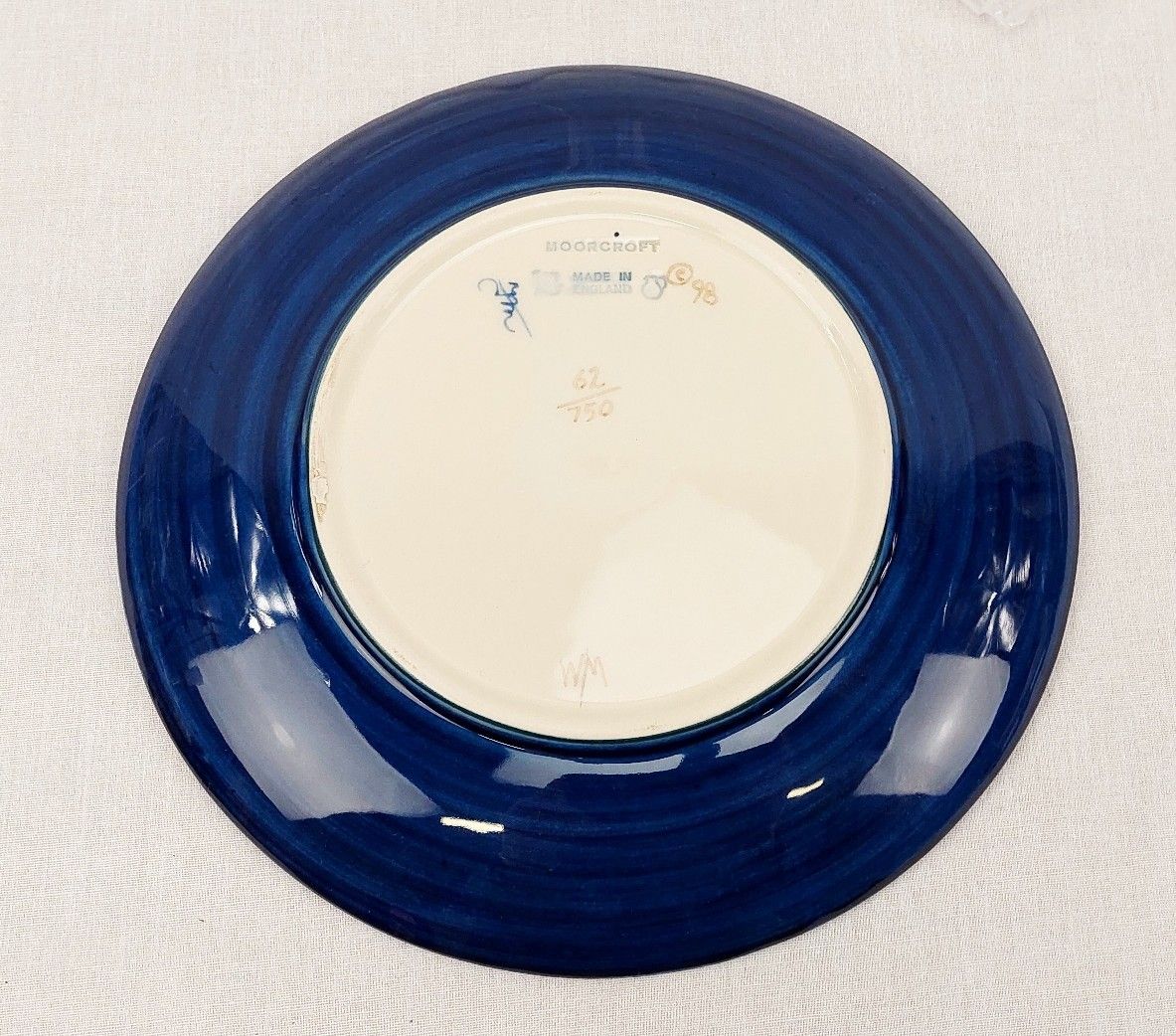 Moorcroft 1999 Anna Lily Limited Edition Plate Designed By Nicola Stanley - Image 8