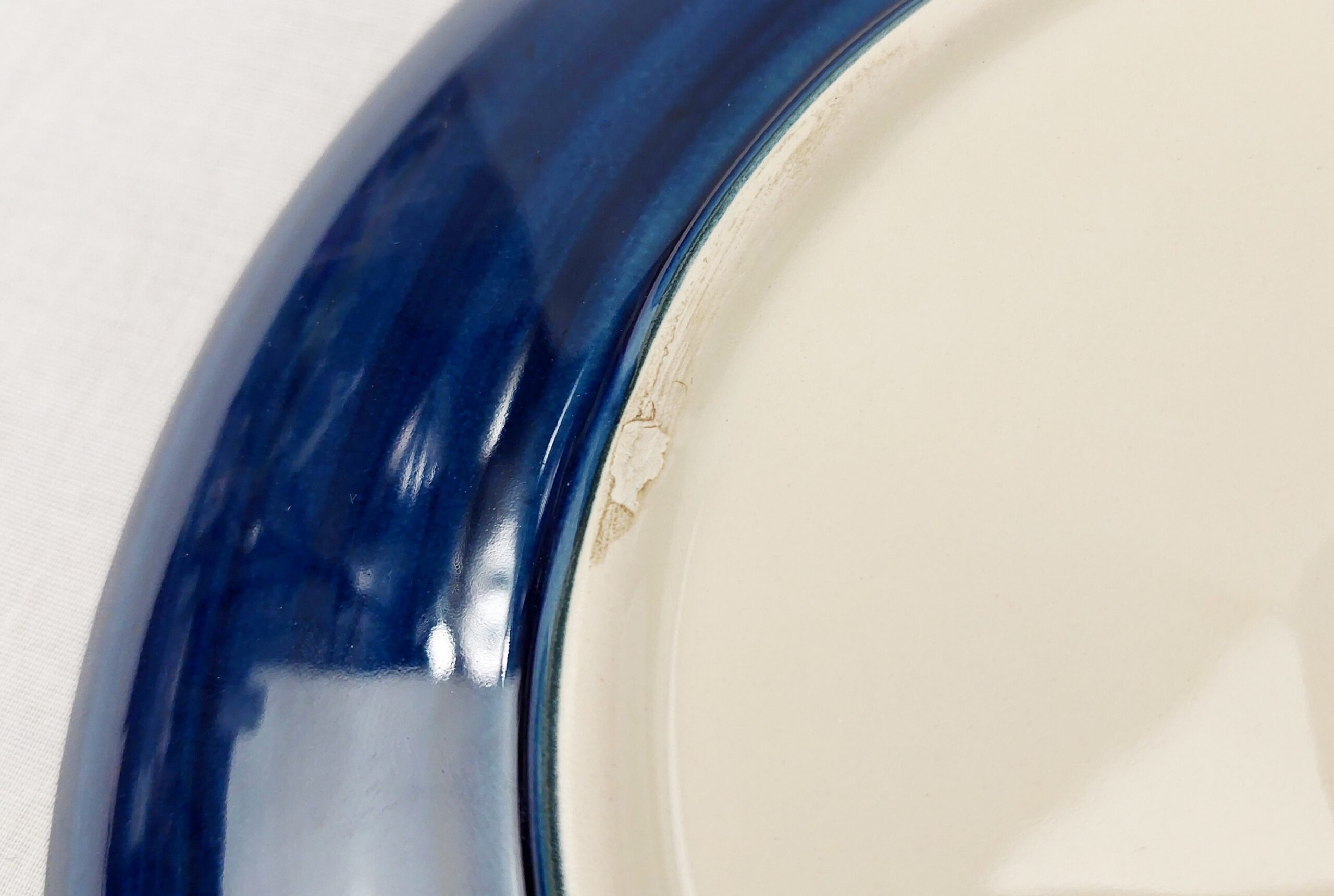 Moorcroft 1999 Anna Lily Limited Edition Plate Designed By Nicola Stanley - Image 5